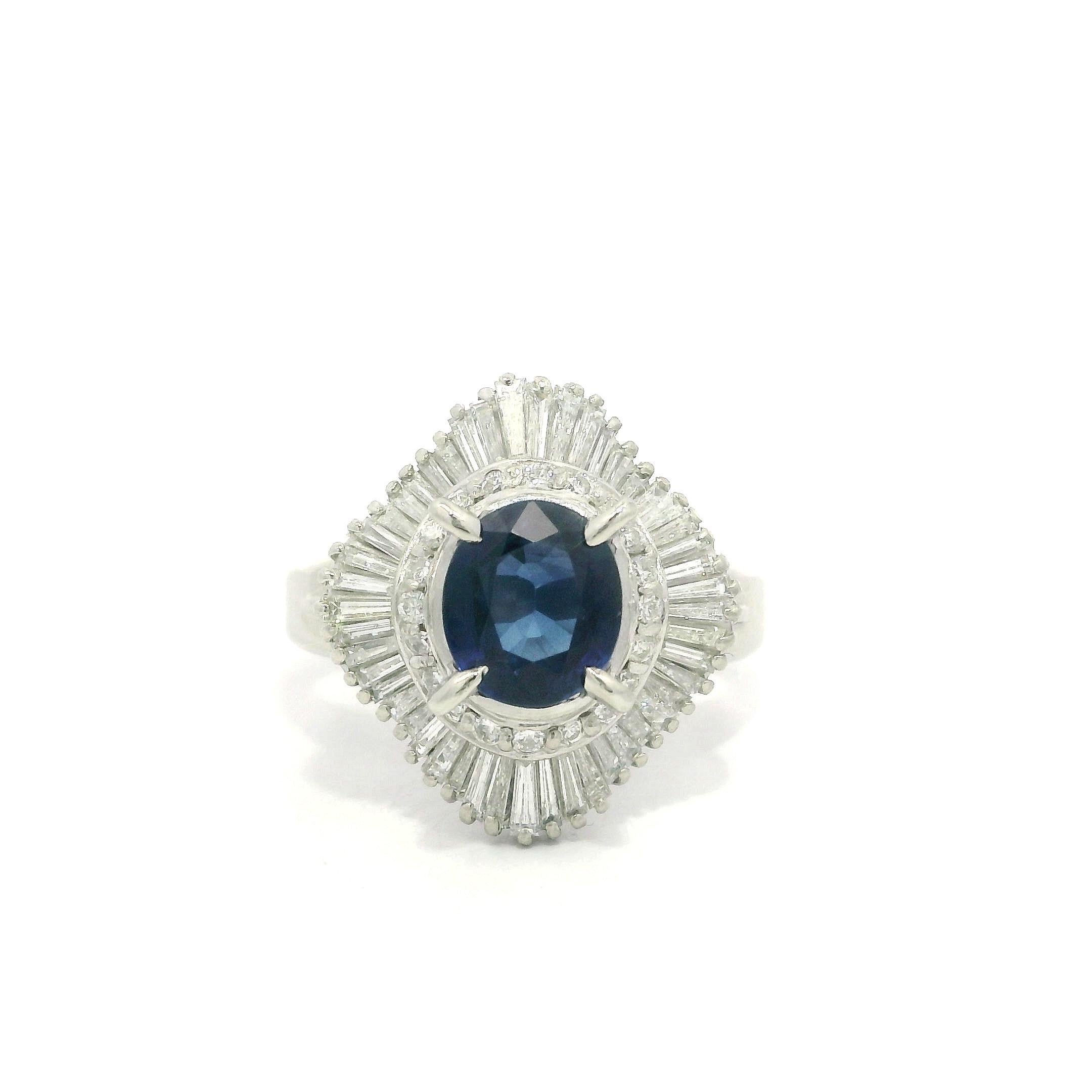 Platino GIA 2.43ctw Muy Bonito Zafiro Oval con Diamante Anillo de Cóctel Bailarina