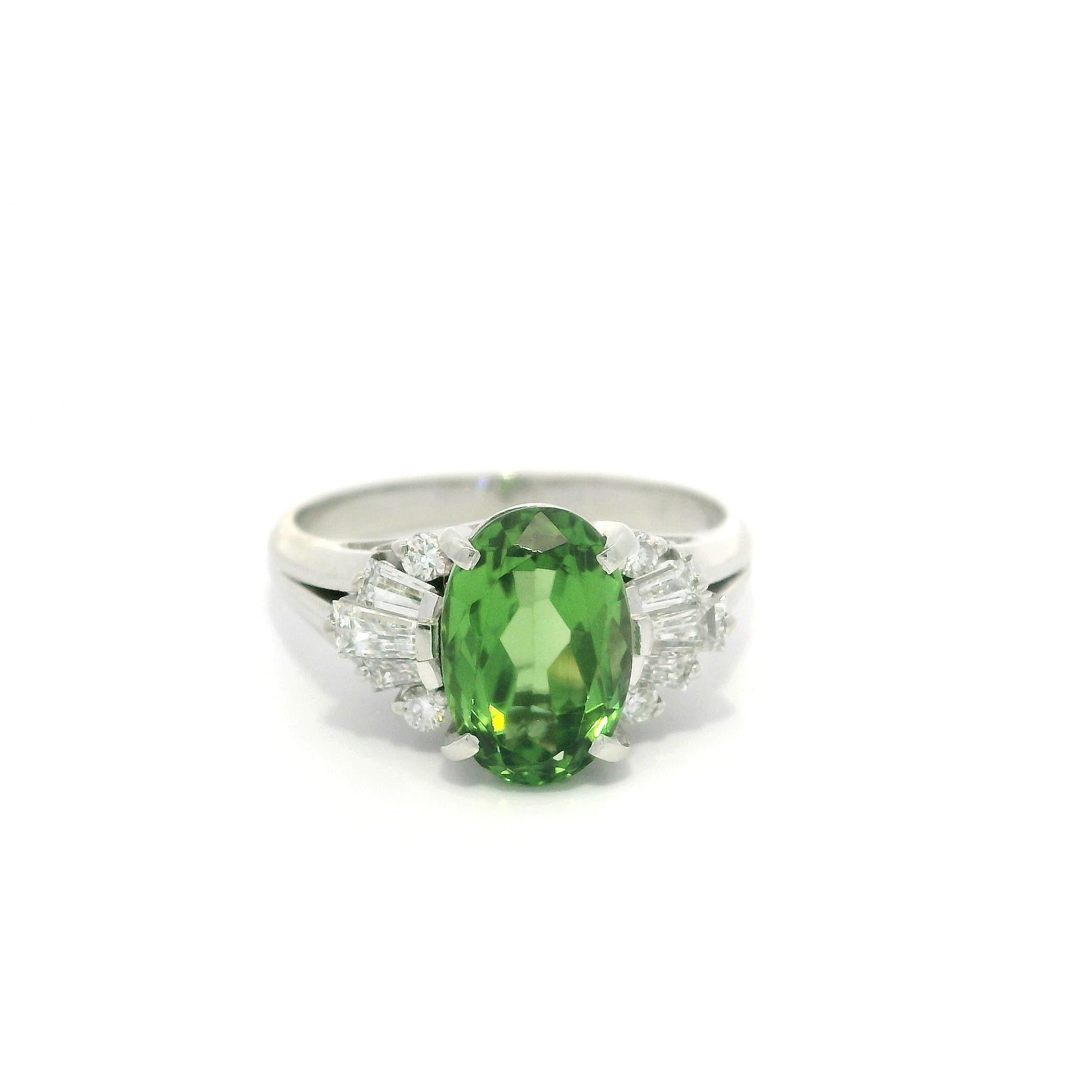 Platinum GIA 2.51ctw Chrome Green Tourmaline & Flared Diamond Sides Ring For Sale 8
