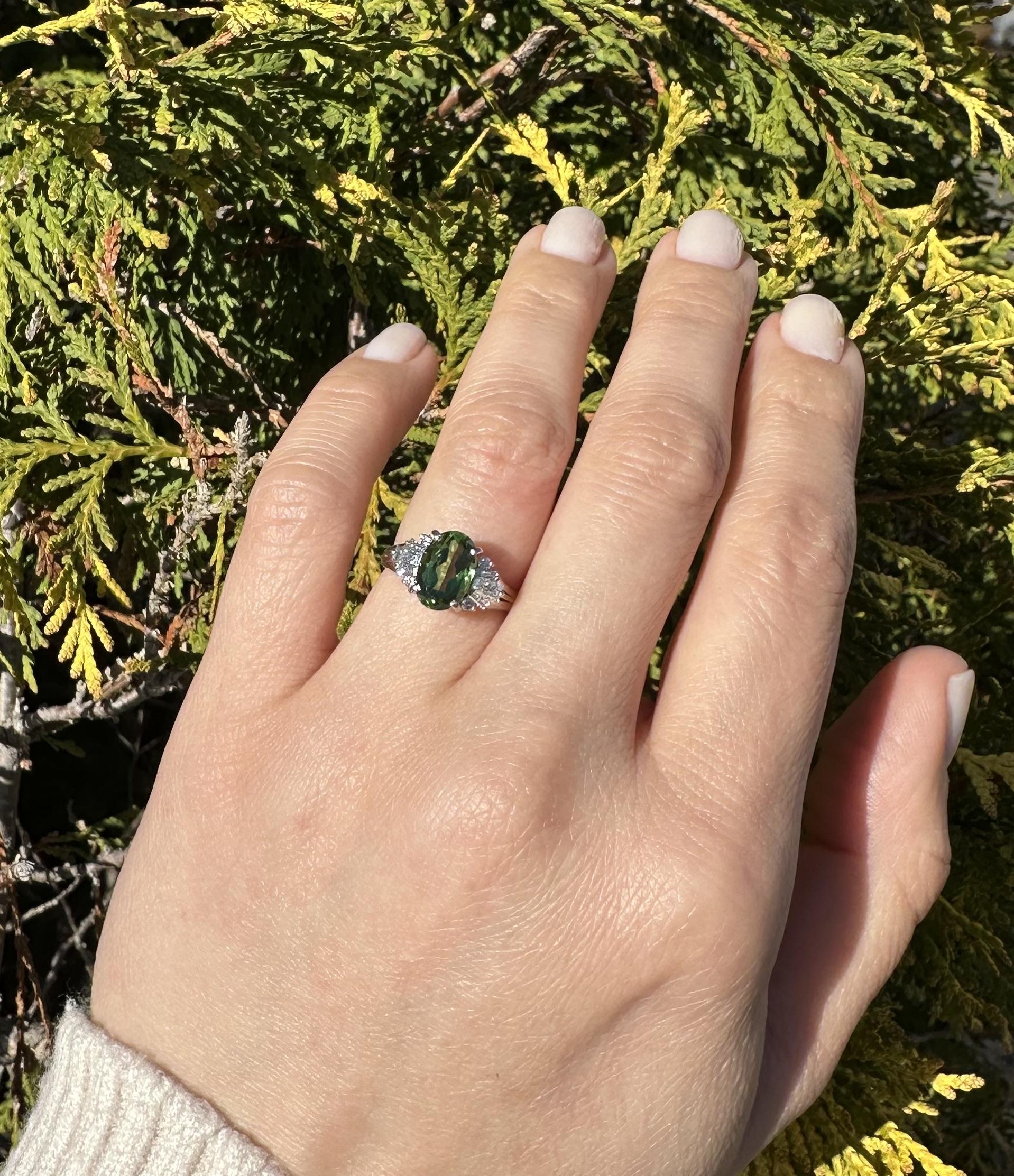Women's Platinum GIA 2.51ctw Chrome Green Tourmaline & Flared Diamond Sides Ring For Sale
