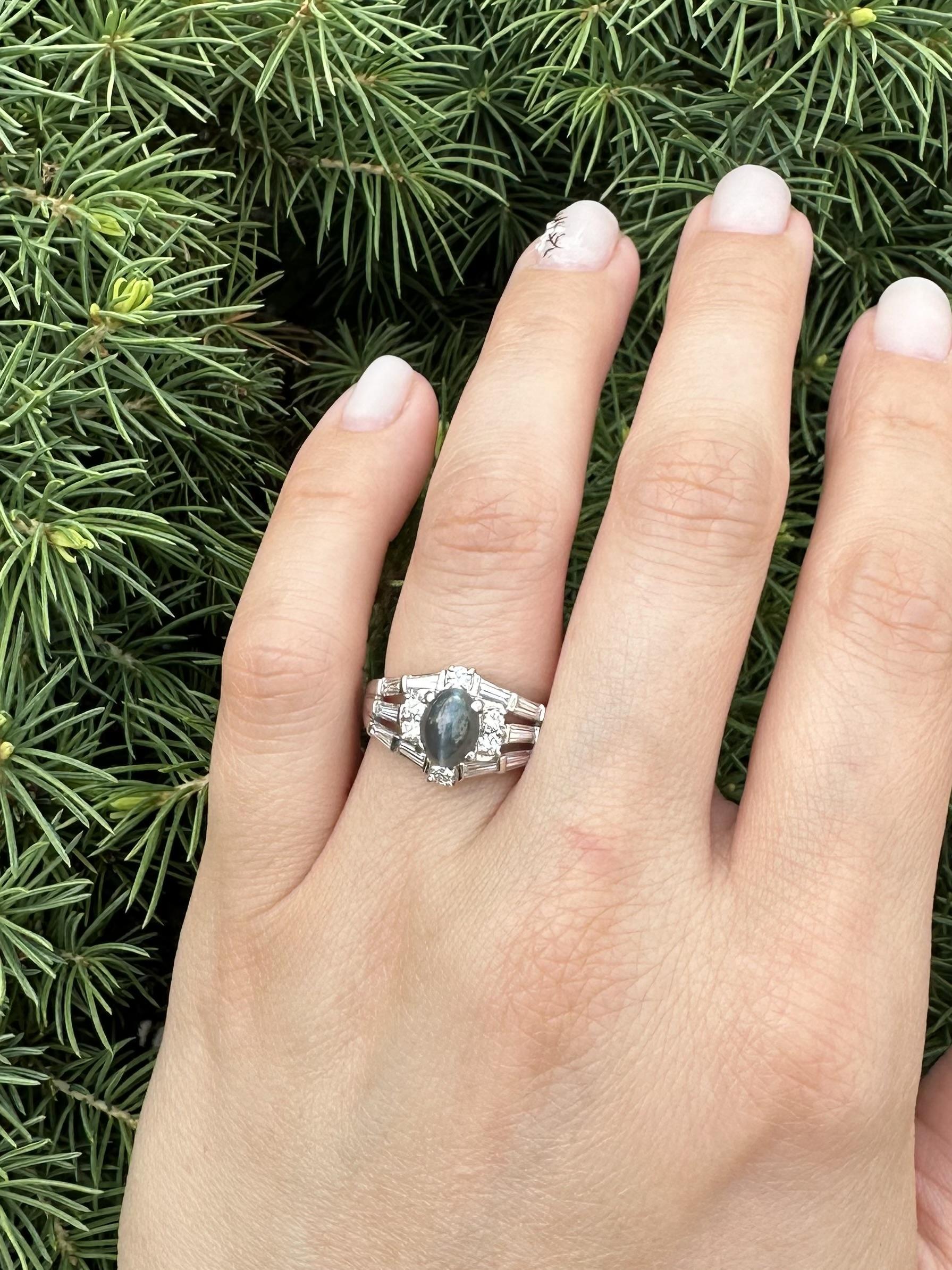 Platinum GIA 2.78ctw Cat's Eye Alexandrite Baguette Diamond Stack Look Ring For Sale 3