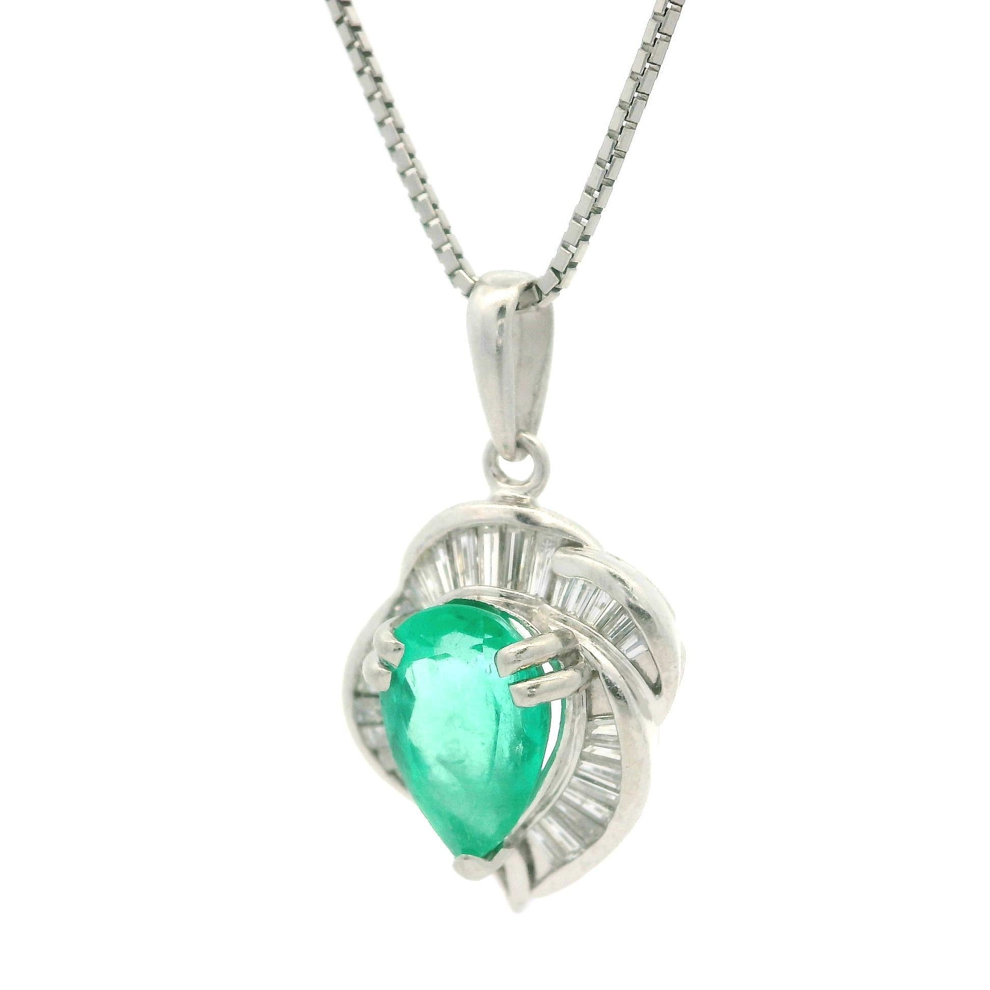 Platinum GIA 2.78ctw Pear Colombian F1 Emerald & Diamond Pendant Necklace For Sale 1