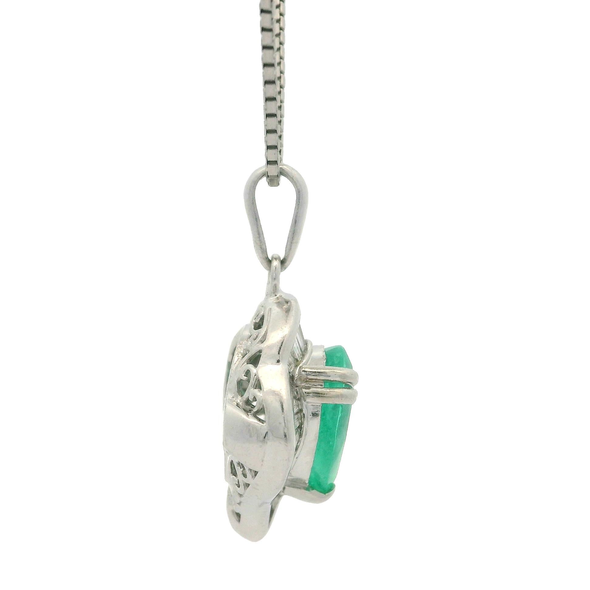 Platinum GIA 2.78ctw Pear Colombian F1 Emerald & Diamond Pendant Necklace For Sale 4