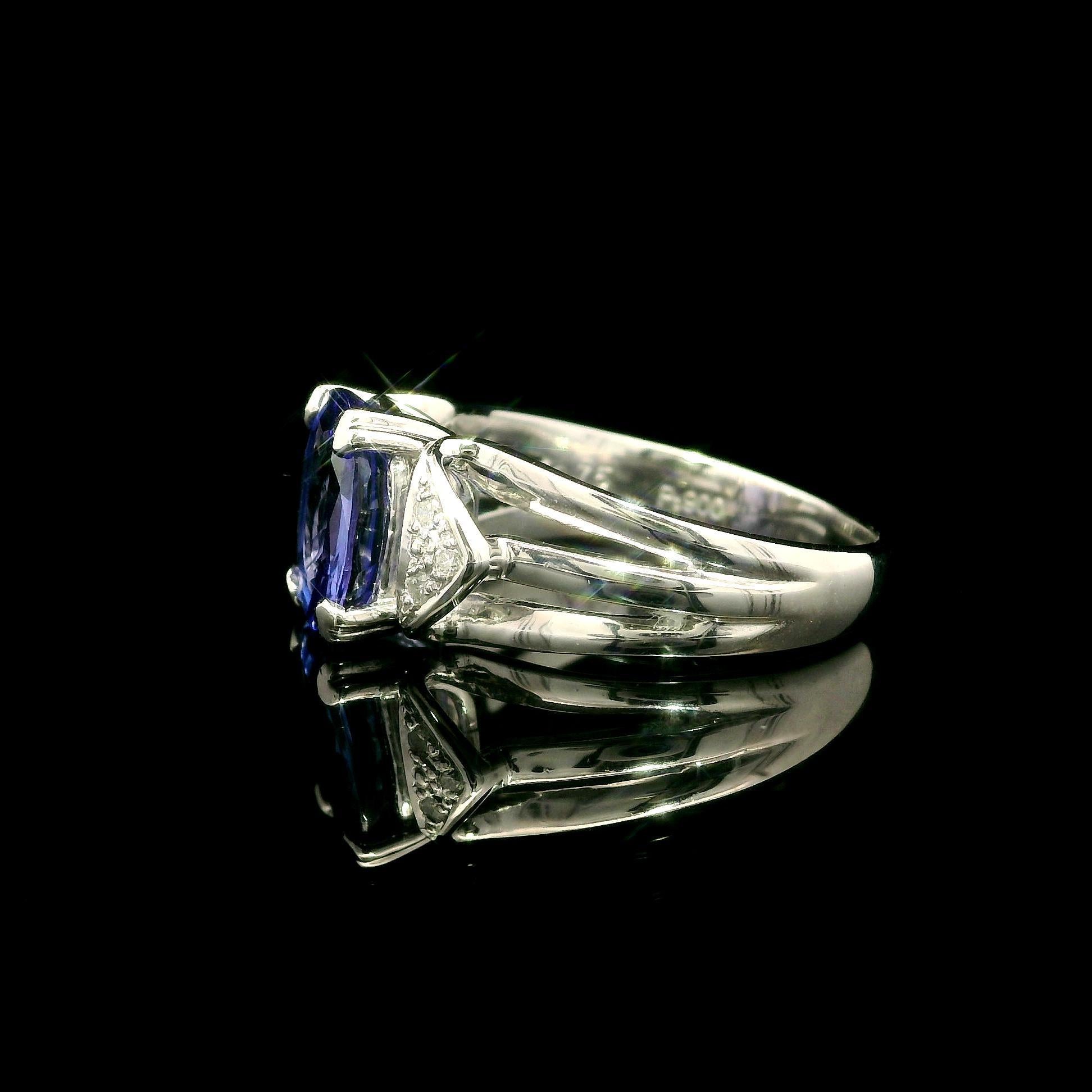 Platin GIA 2,81ctw Oval Tansanit w / Diamant Seiten Split Shank Cocktail Ring im Angebot 2