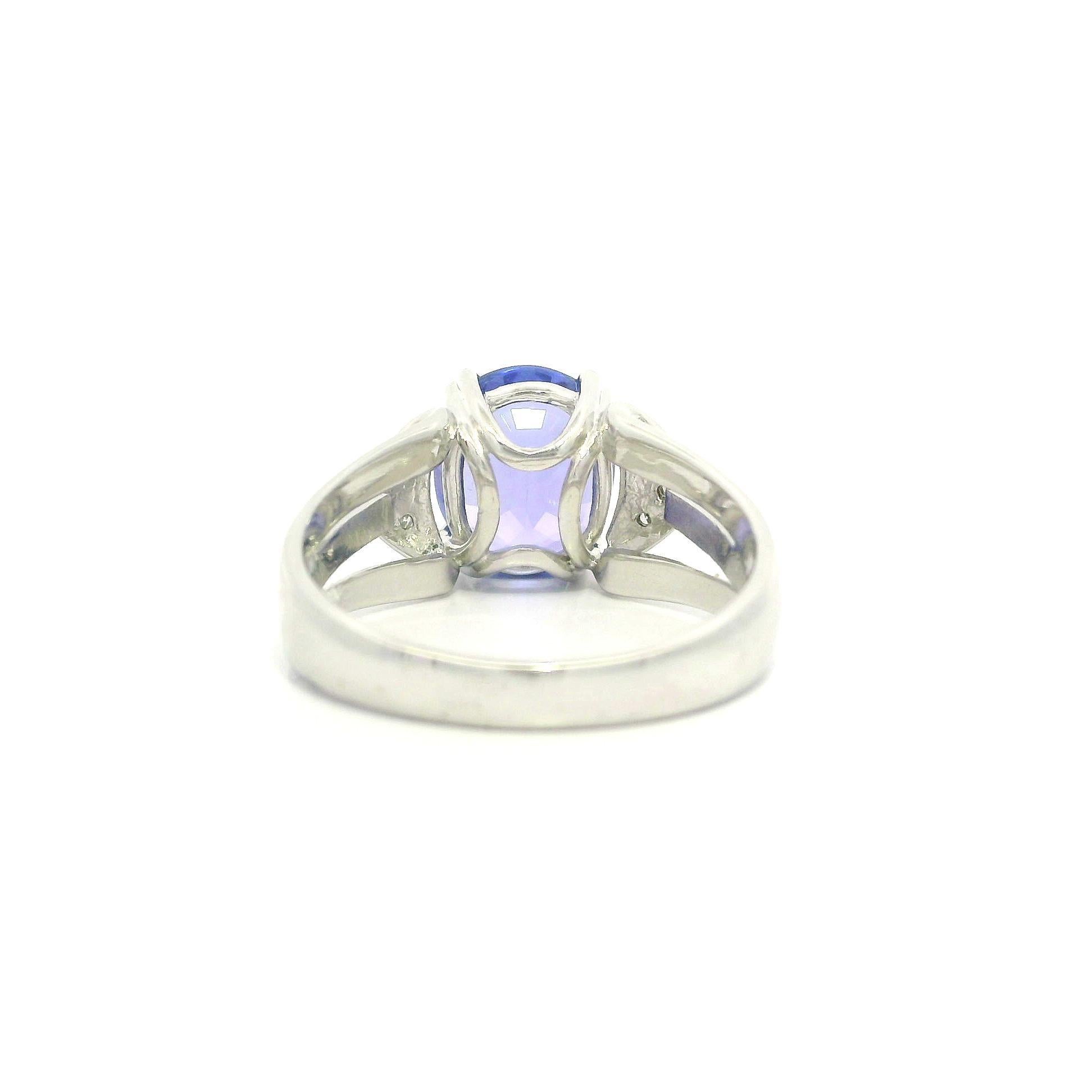Platin GIA 2,81ctw Oval Tansanit w / Diamant Seiten Split Shank Cocktail Ring im Angebot 3