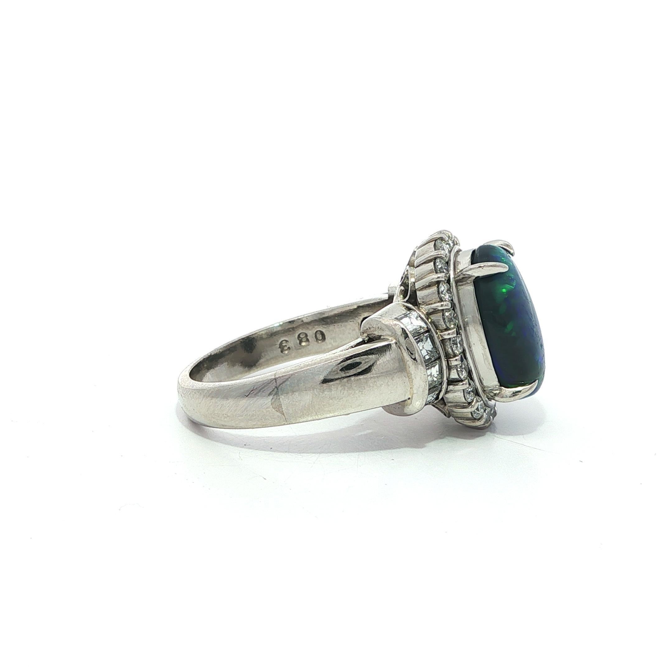 Bague en platine GIA 2.93ctw Oval Cabochon Black Opal W/ Diamond Halo & Sides Ring en vente 5
