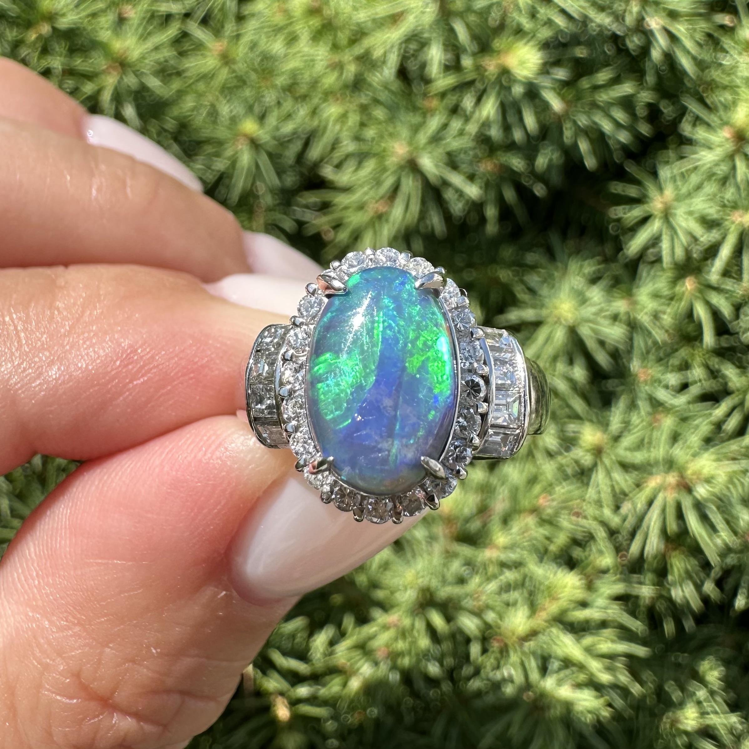 Bague en platine GIA 2.93ctw Oval Cabochon Black Opal W/ Diamond Halo & Sides Ring en vente 11