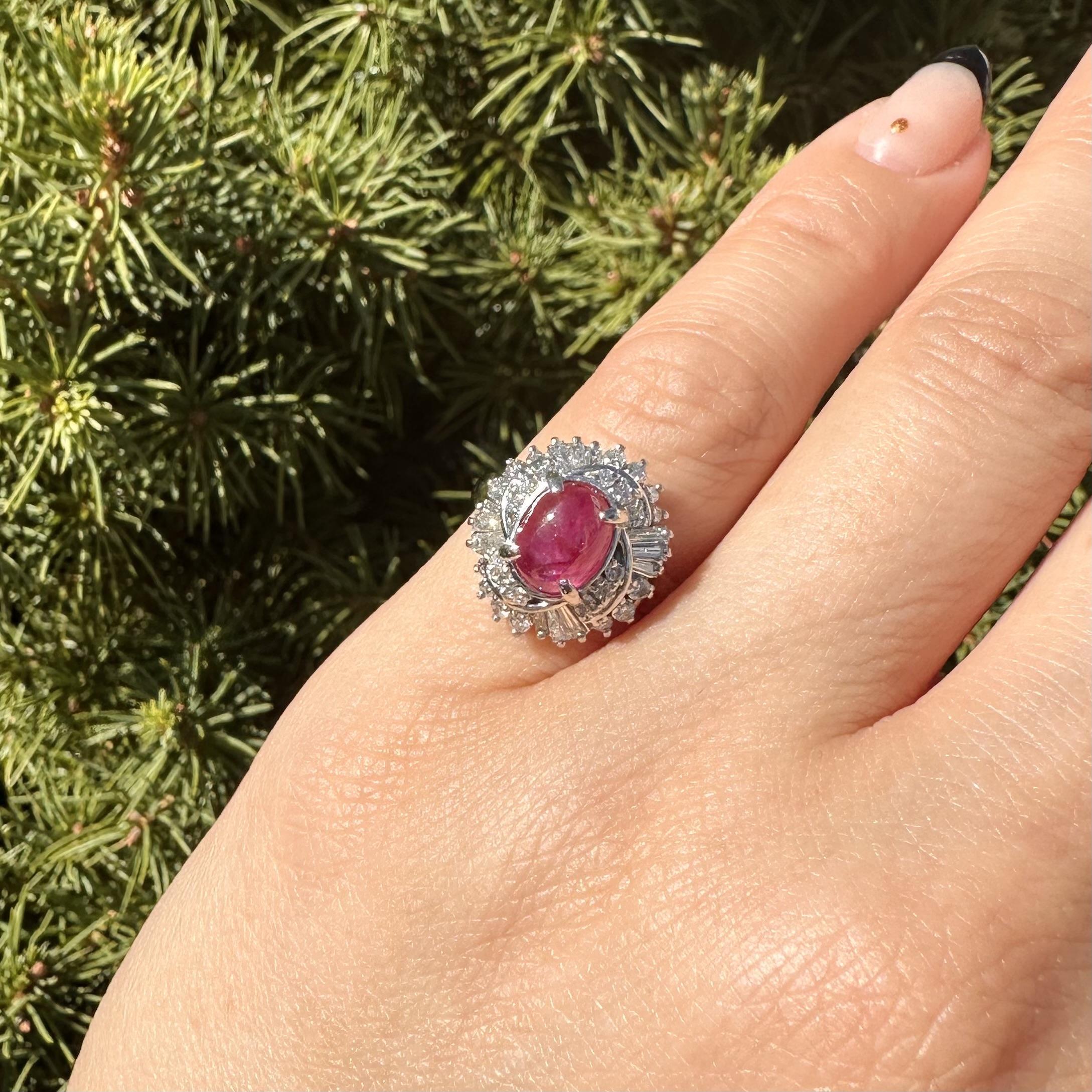 Platino GIA 2,98ct Burma No Heat Star Ruby con vortice di diamanti Mini Ballerina Ring in vendita 15