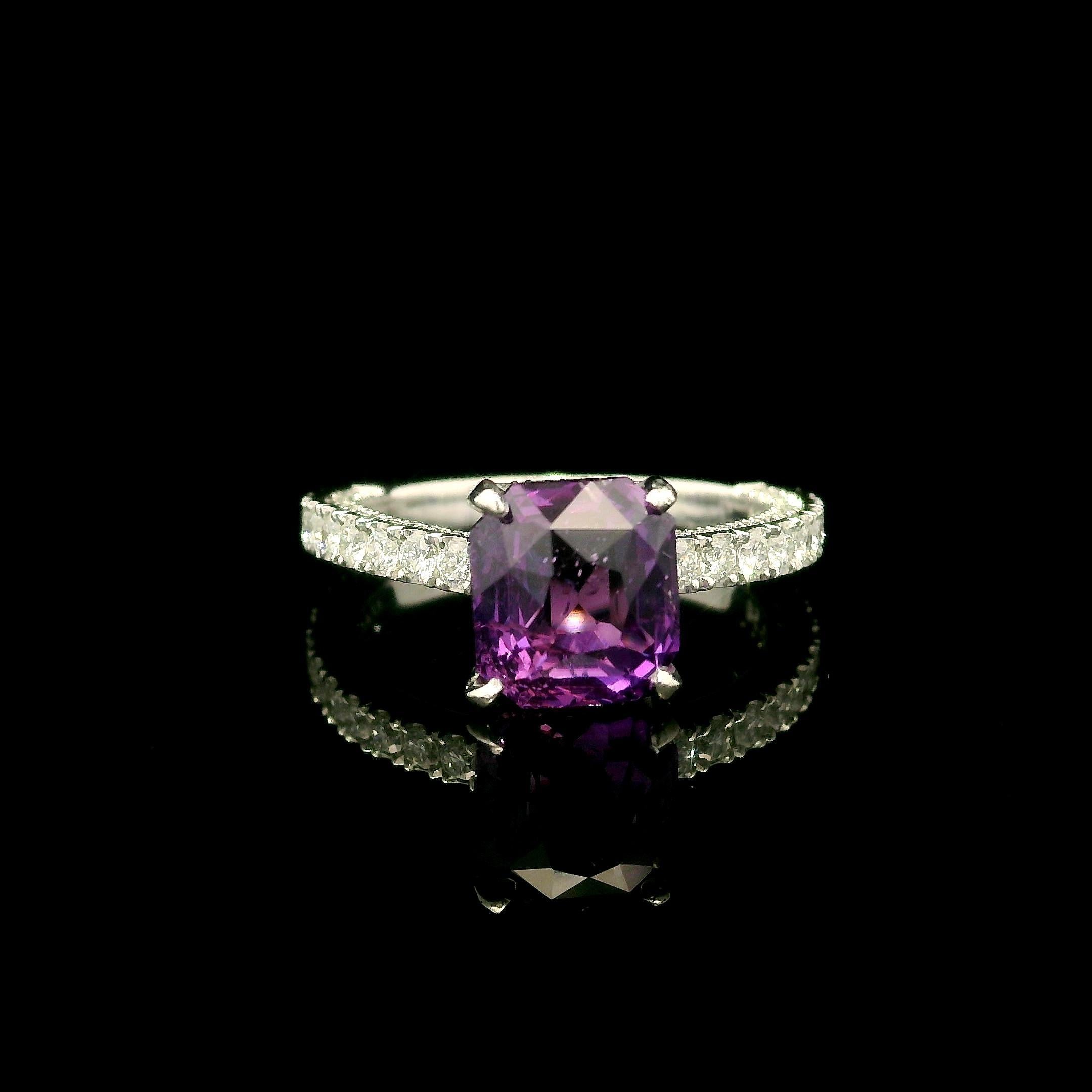 Platin GIA 3,03ct keine Hitze lebendige rosa lila Saphir mit Diamant-Schaft Ring im Angebot 14