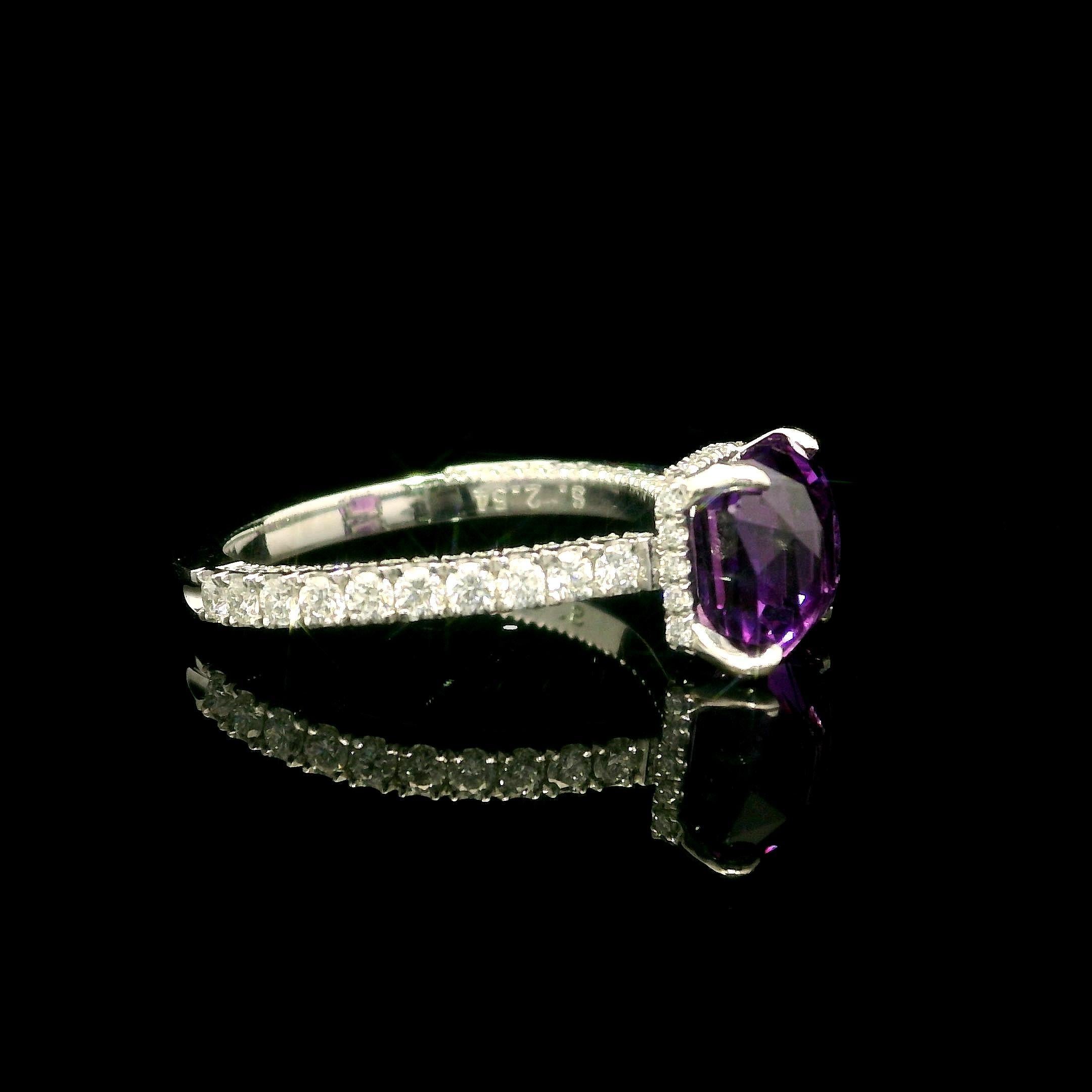 Platin GIA 3,03ct keine Hitze lebendige rosa lila Saphir mit Diamant-Schaft Ring im Zustand „Gut“ im Angebot in Montclair, NJ