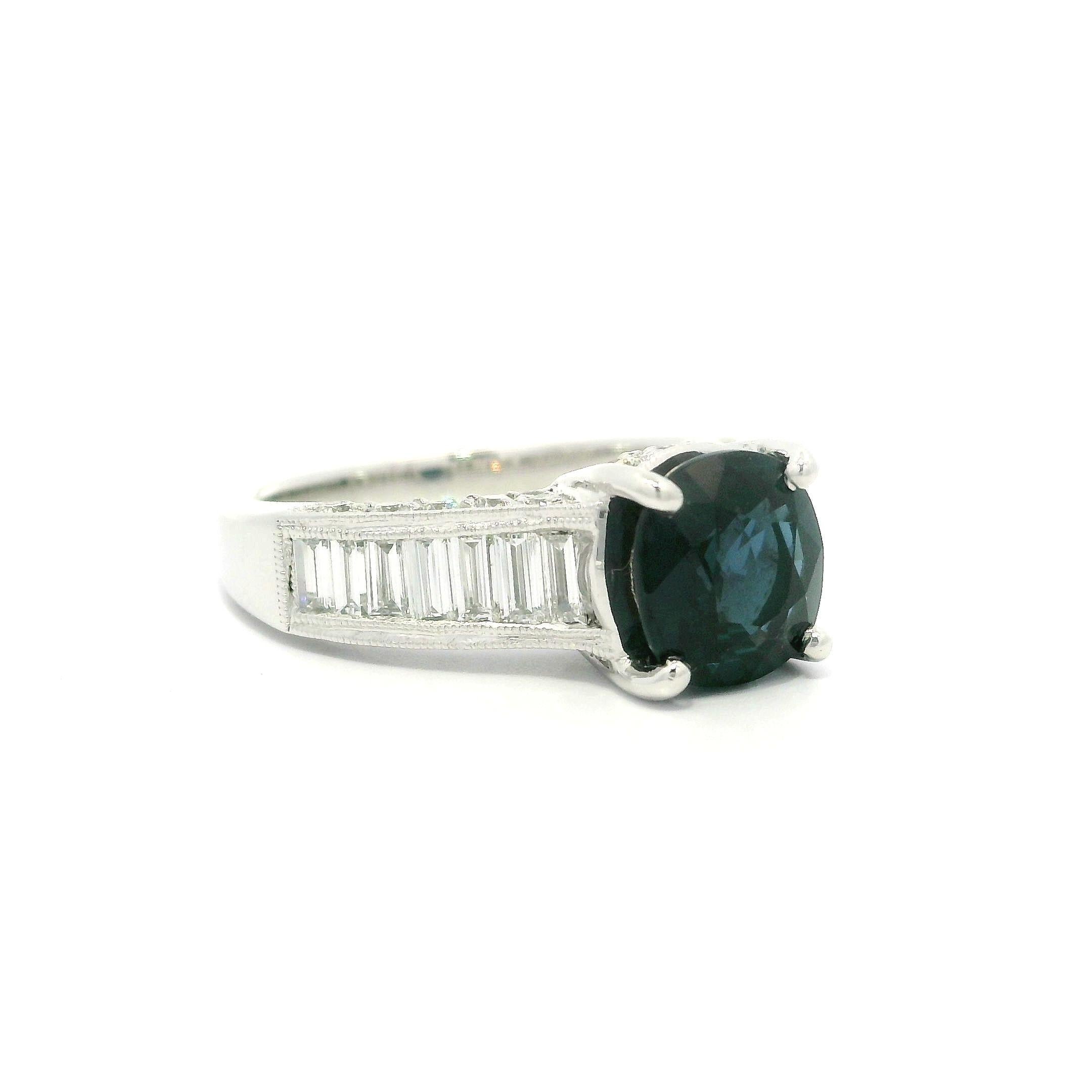 Platinum GIA 3.15ctw Dark Blue Cushion Spinel Baguette Diamond Sides Ring en venta 10