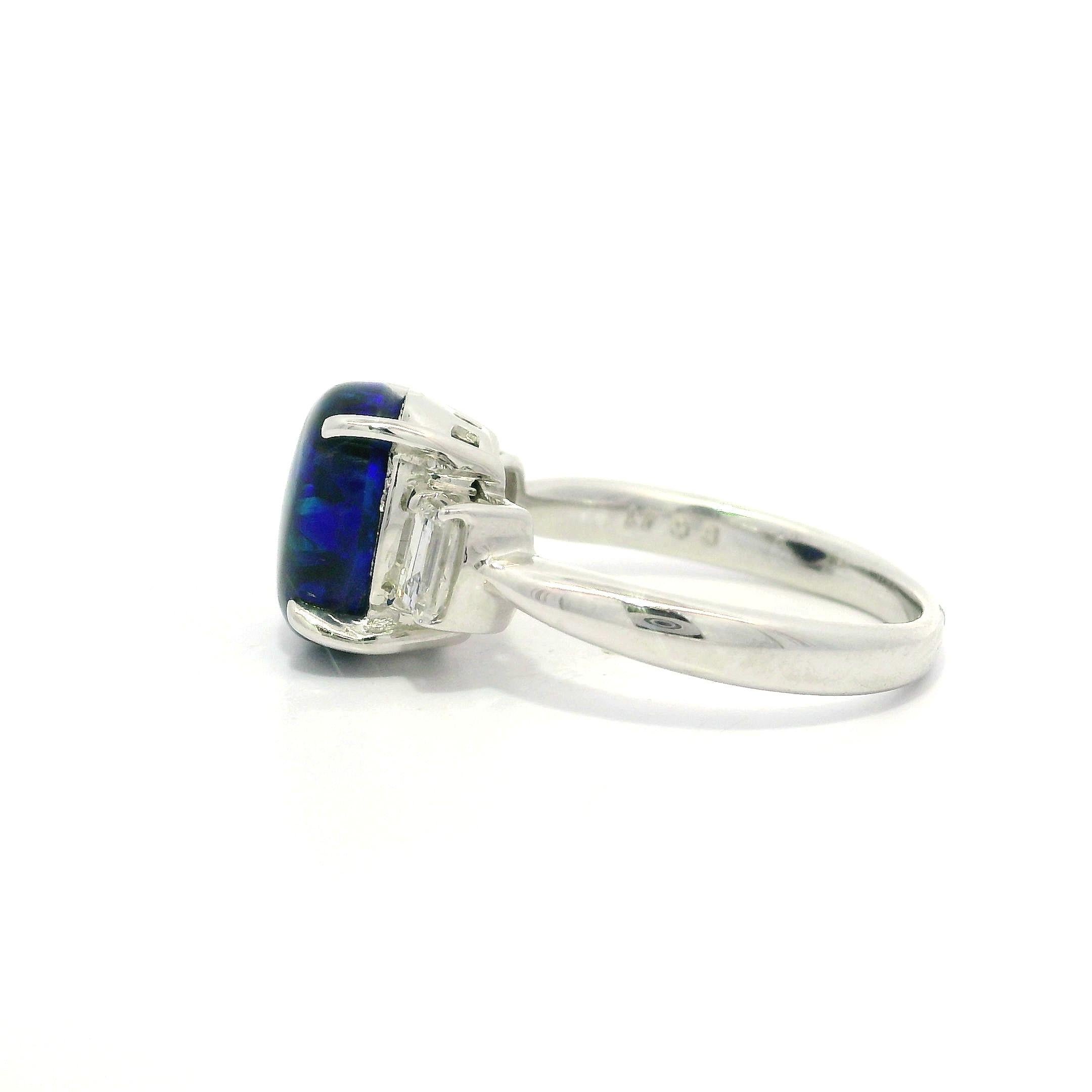 Platinum GIA 3.22ctw Blue Green Black Opal & Baguette Diamond Sides Classic Ring im Angebot 5
