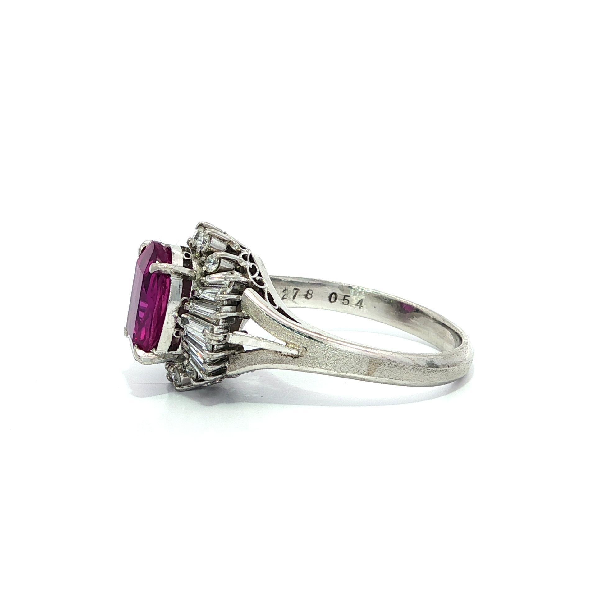 Platin GIA 3,32ctw Ceylon lebendige lila rosa Saphir Diamant Ballerina Ring im Angebot 8