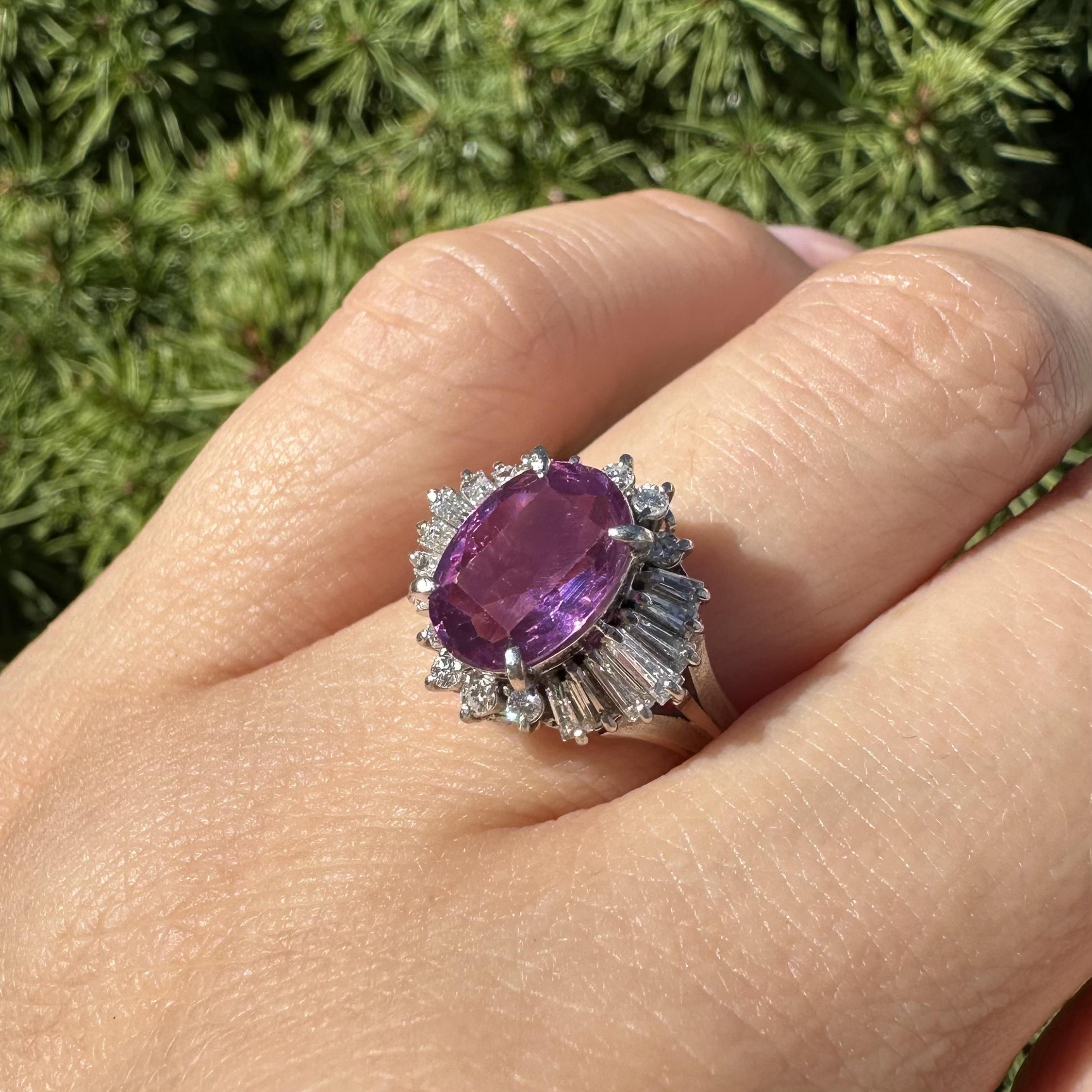 Platin GIA 3,32ctw Ceylon lebendige lila rosa Saphir Diamant Ballerina Ring (Brillantschliff) im Angebot