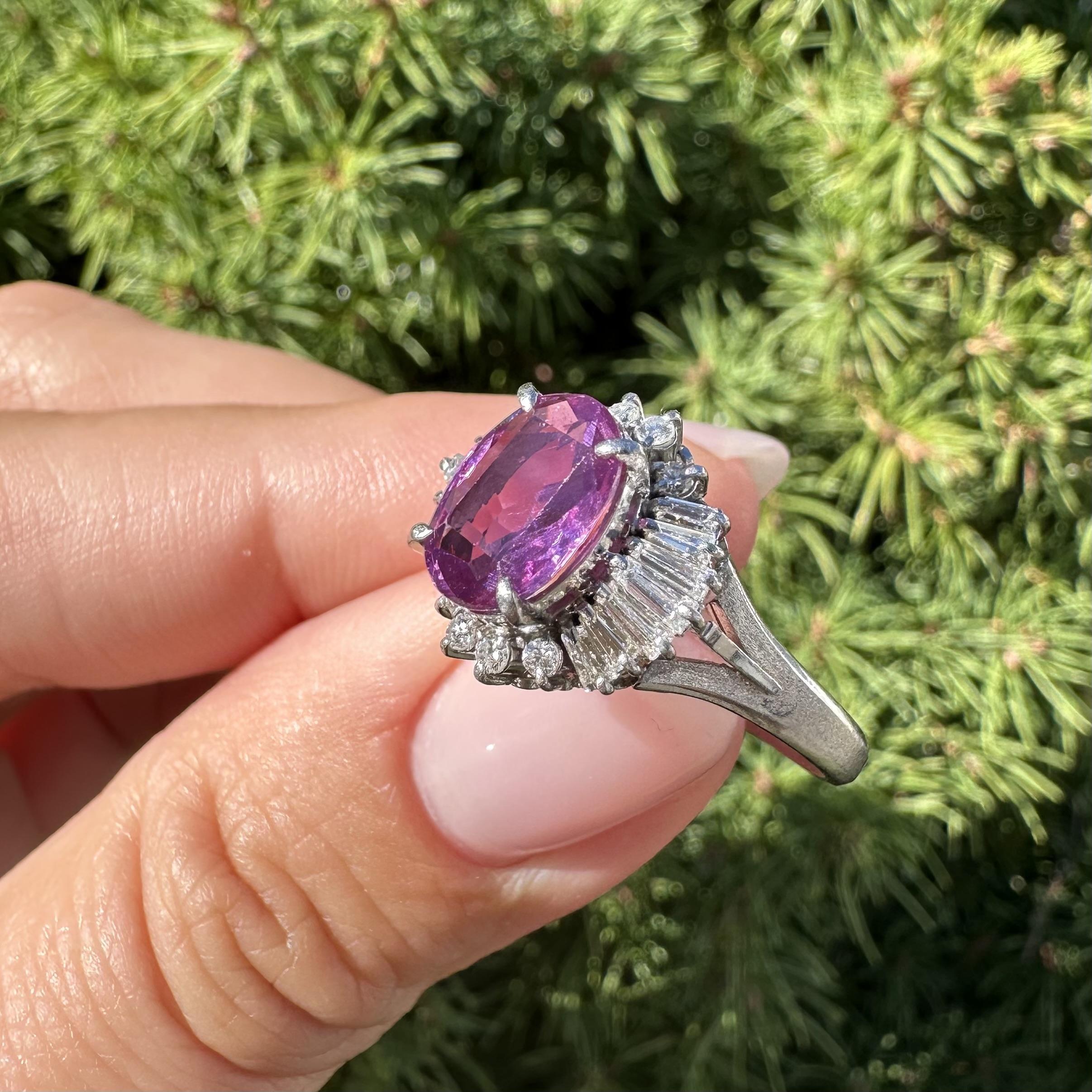 Platin GIA 3,32ctw Ceylon lebendige lila rosa Saphir Diamant Ballerina Ring Damen im Angebot
