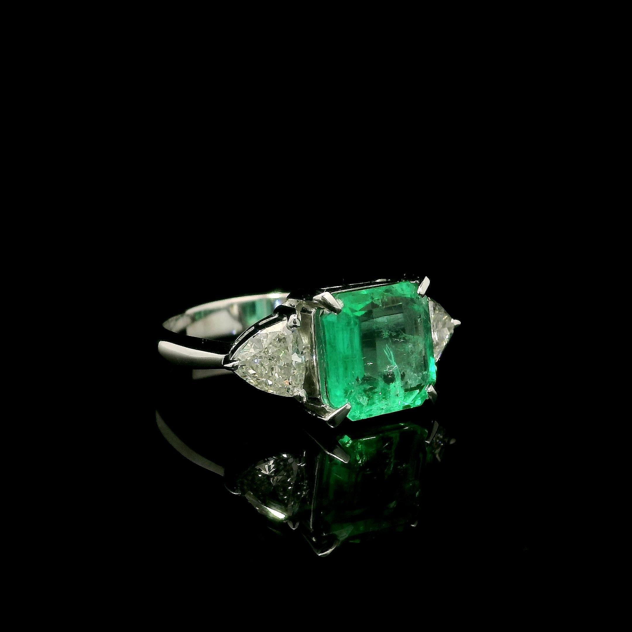 Platinum GIA 3.32ctw Octagonal Colombian Emerald w/ Trillion Diamond Sides Ring 9