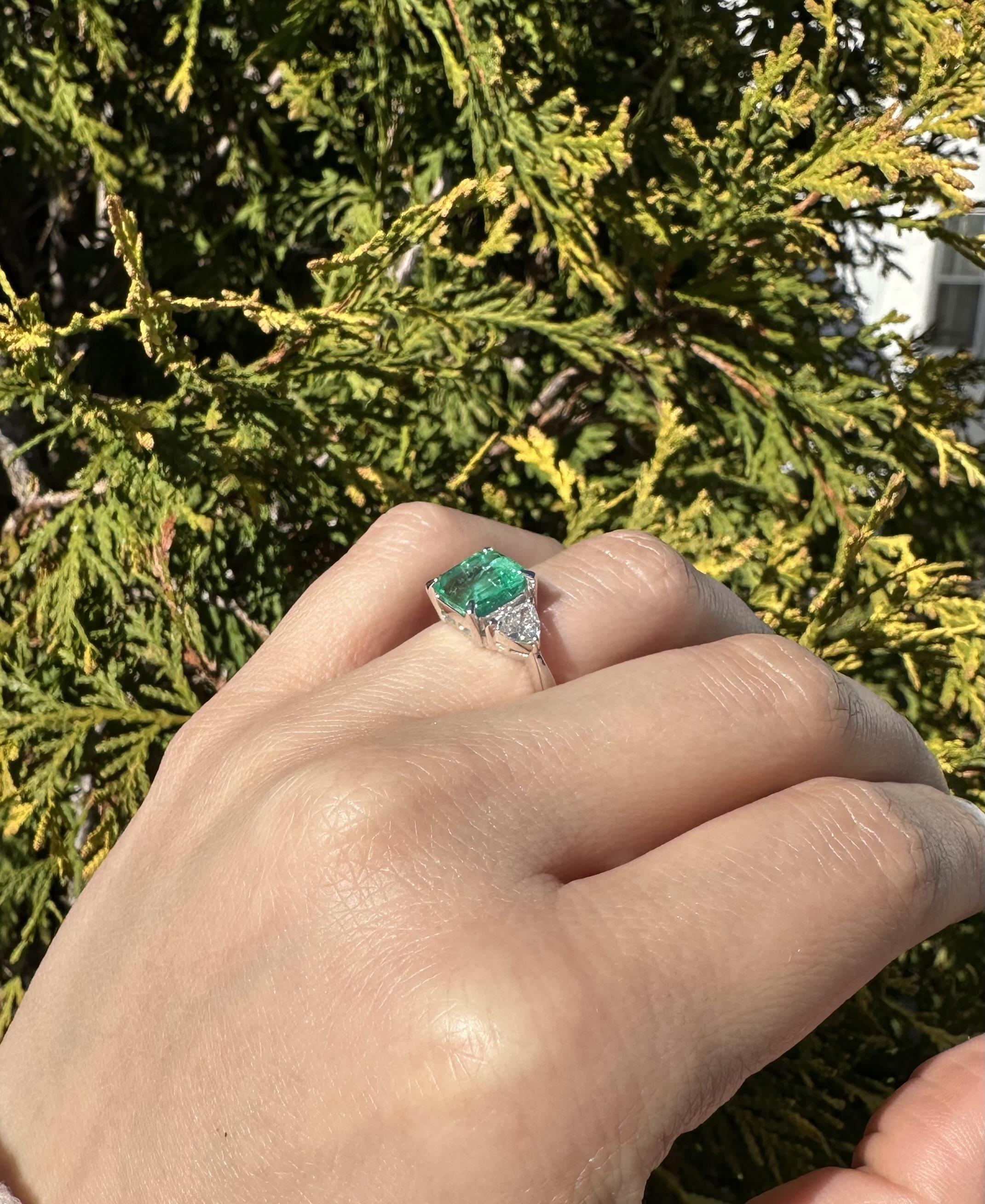 Platinum GIA 3.32ctw Octagonal Colombian Emerald w/ Trillion Diamond Sides Ring 11