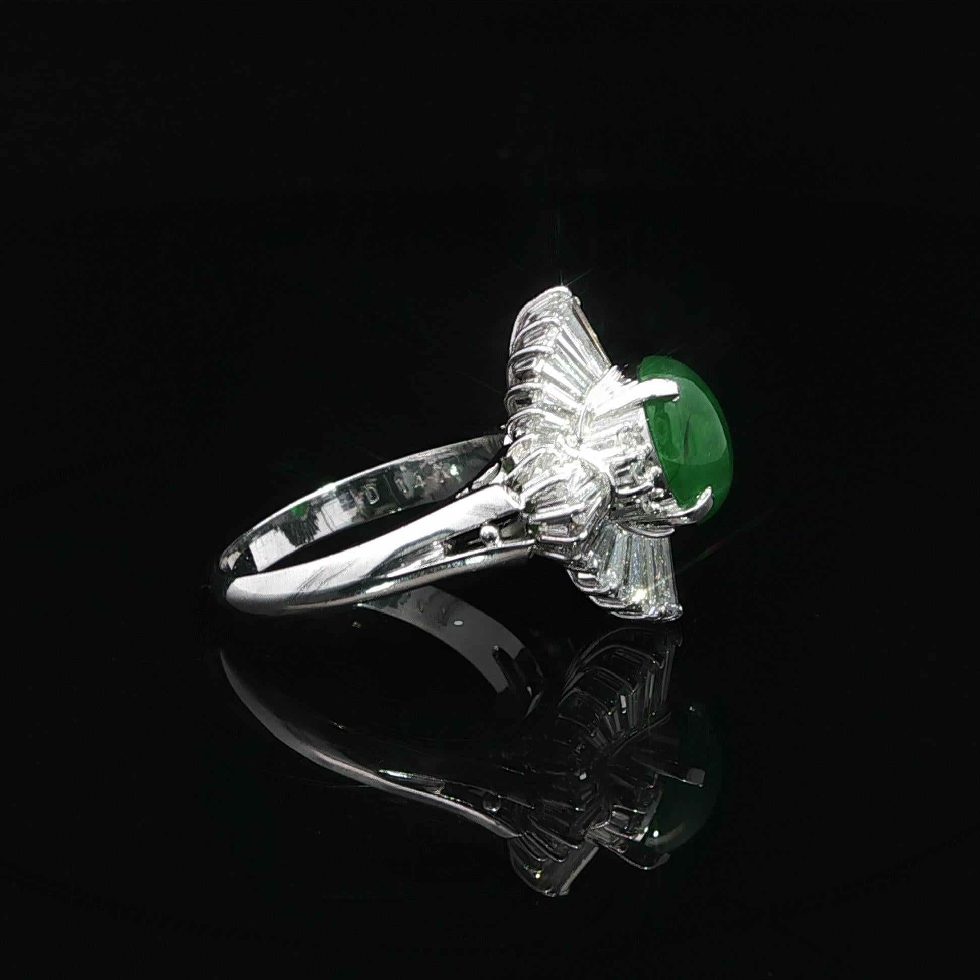 Platino GIA 3,35ctw Verde Mela Burma A Giada Diamante Anello Ballerina Ondulato in vendita 8