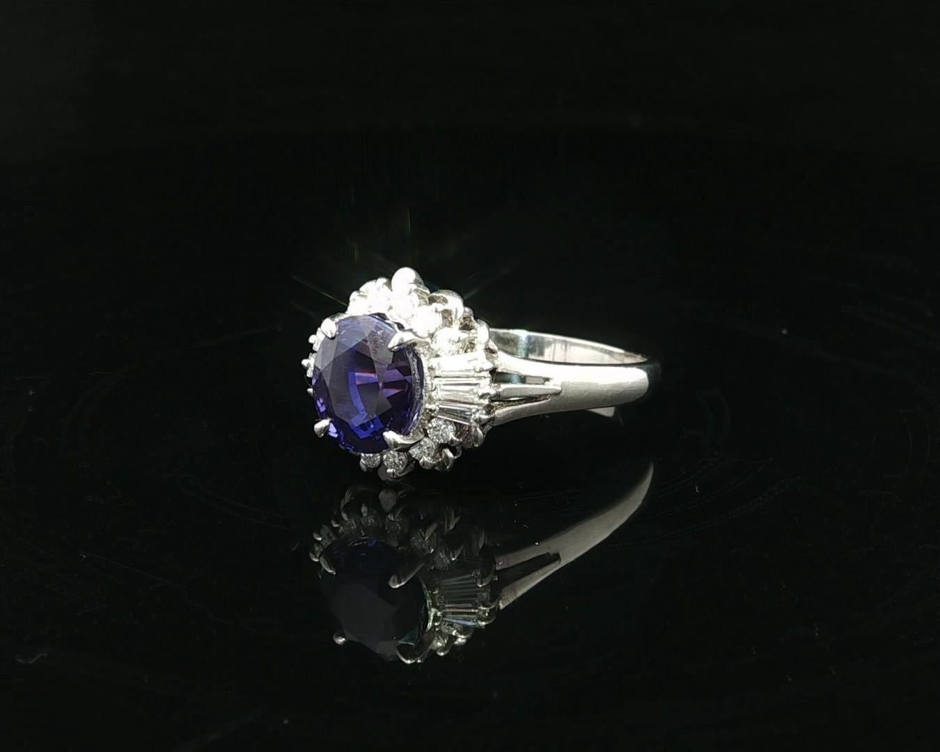 Platin GIA 3,42ctw keine Hitze Ceylon Farbwechsel Saphir w / Diamant Halo Ring im Angebot 13