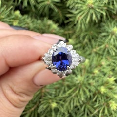 Platino GIA 3,42ctw Senza calore Ceylon Color Change Zaffiro con diamante a raggiera