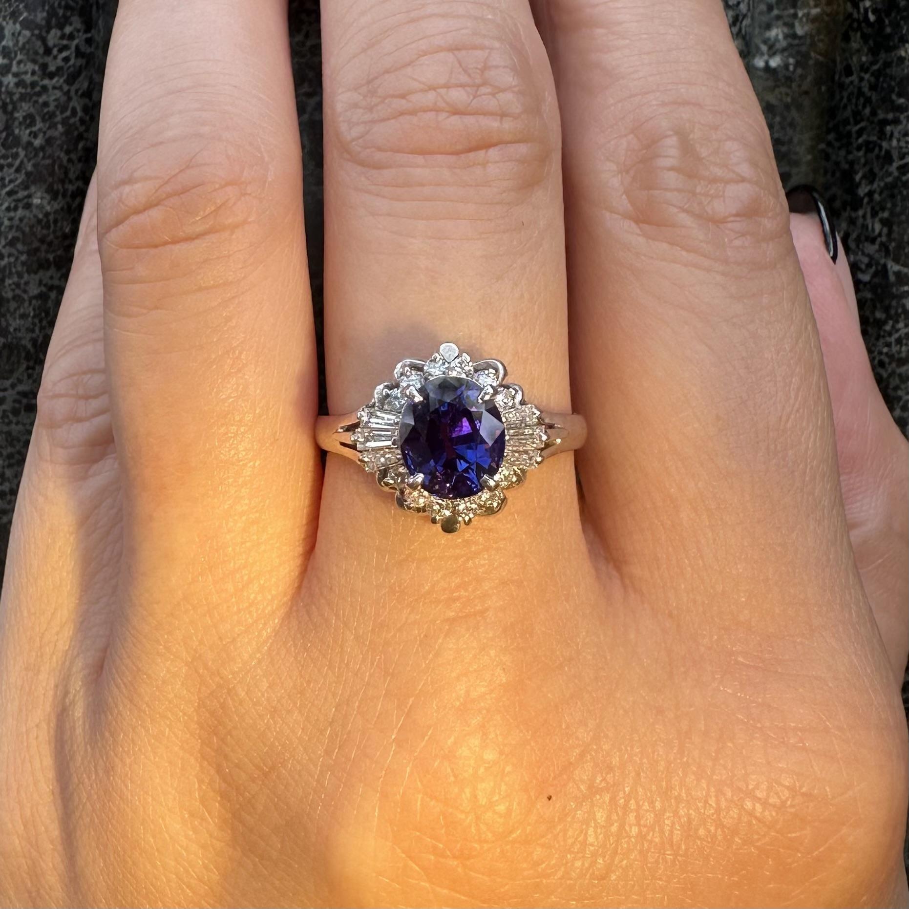 Platin GIA 3,42ctw keine Hitze Ceylon Farbwechsel Saphir w / Diamant Halo Ring Damen im Angebot