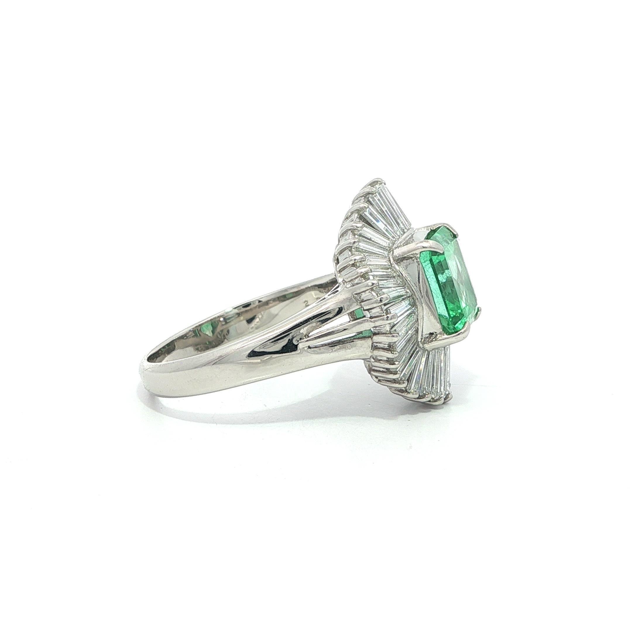 Platinum GIA 3.51ctw Clean Bright Colombian Emerald Wavy Diamond Ballerina Ring For Sale 6