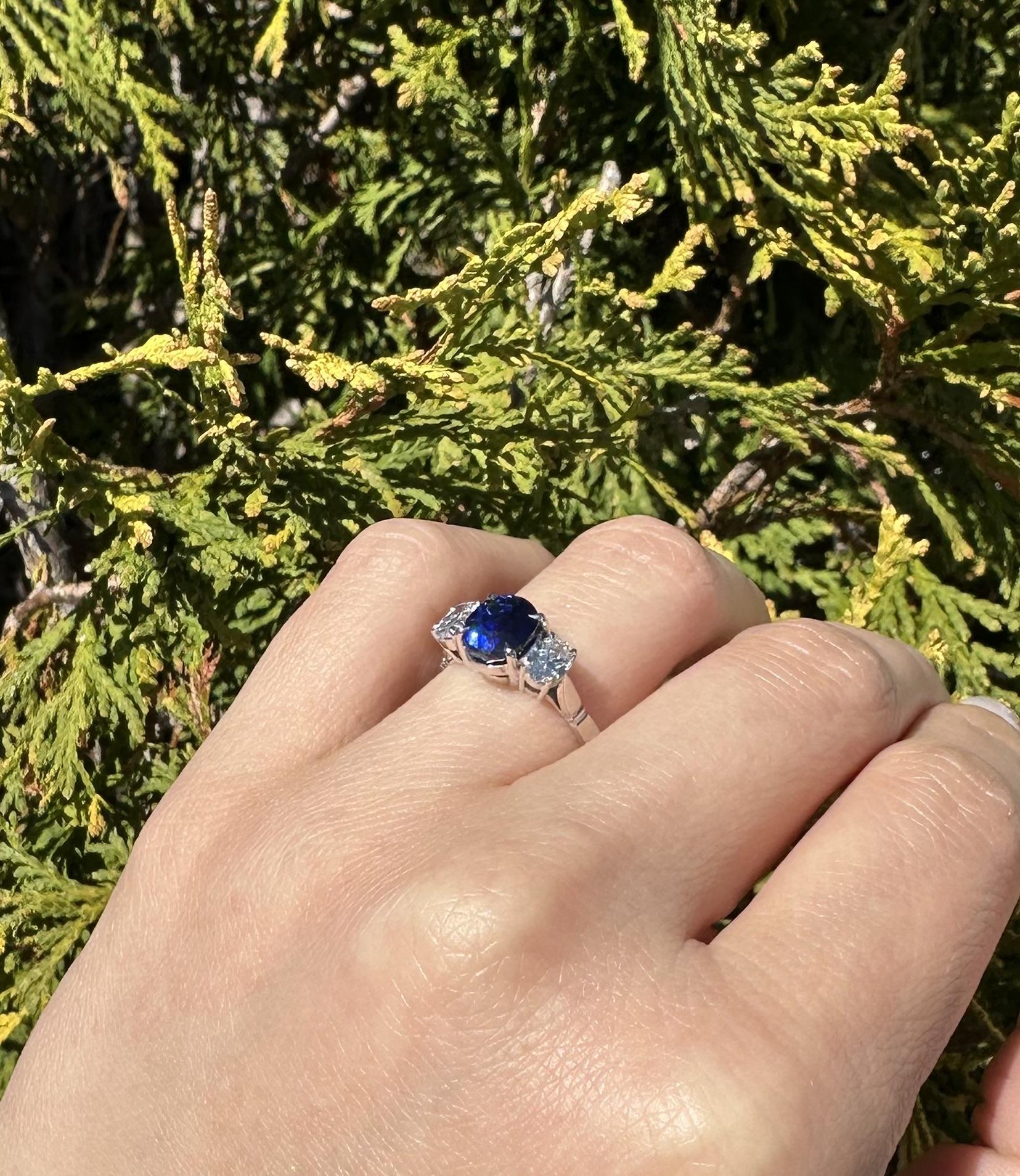 Brilliant Cut Platinum GIA 3.5ctw No Heat Royal Blue Burma Sapphire & Oval Diamond Ring For Sale