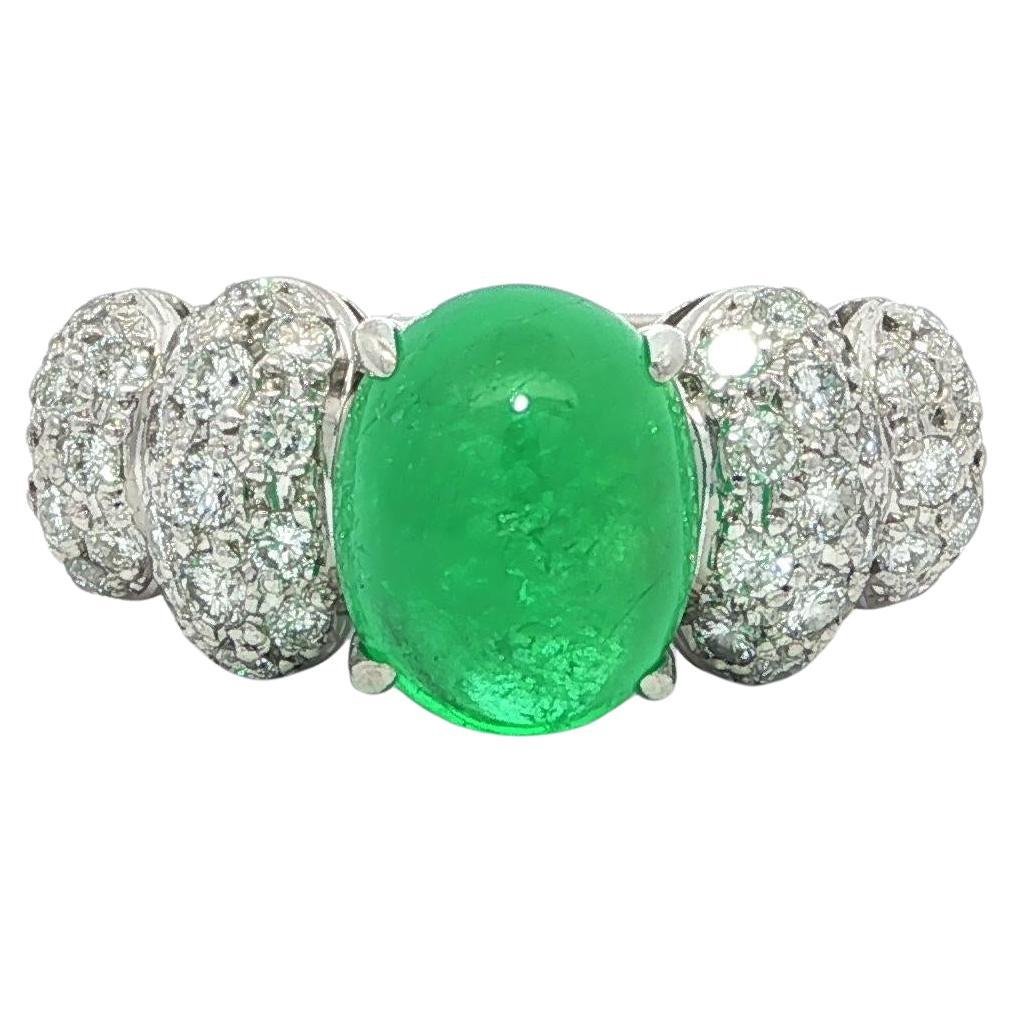 Platin GIA 3,66ctw Cabochon kolumbianischen Smaragd & Diamond Bubble Sides Ring im Angebot