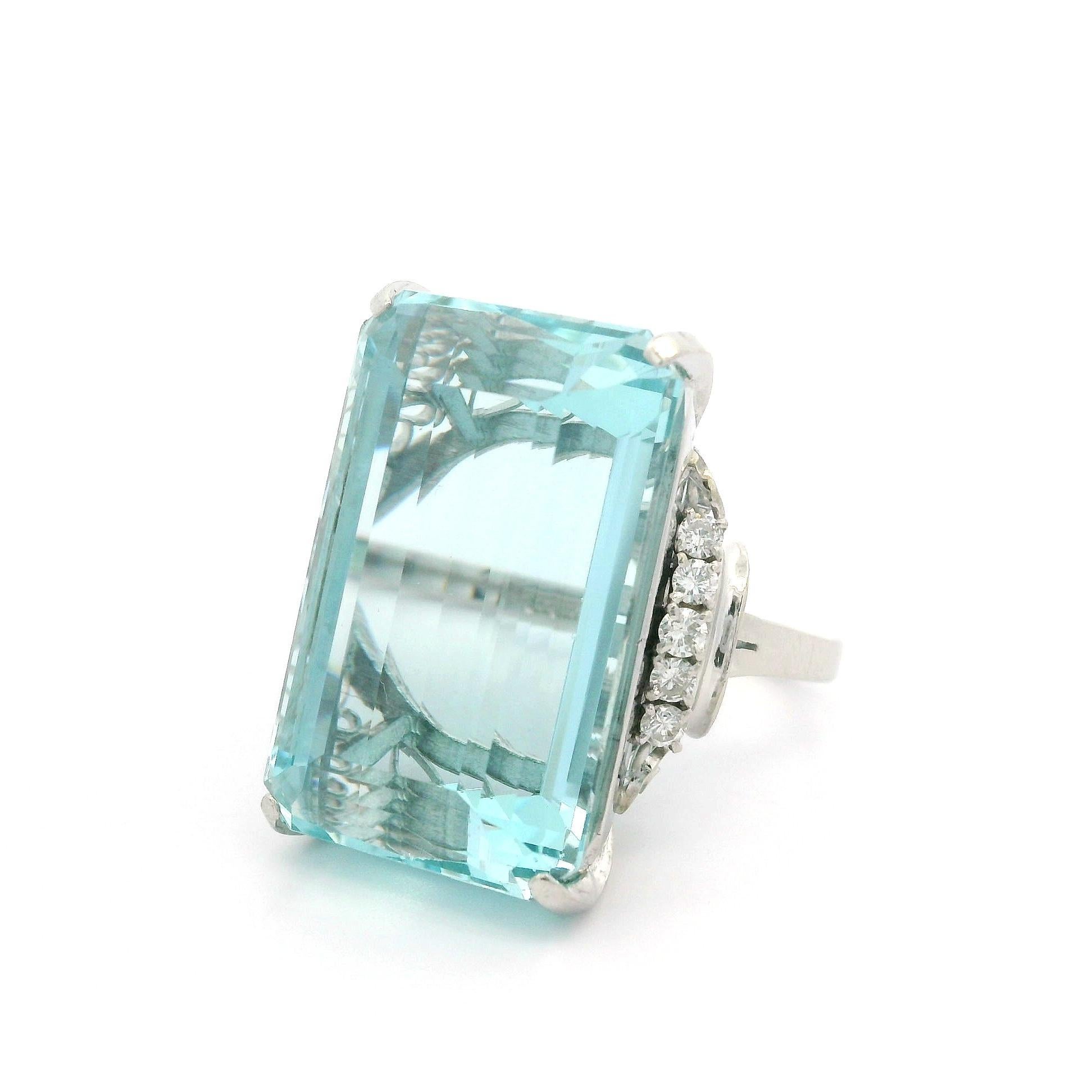 Platinum GIA 36.91ctw Elongated Emerald Beautiful Aquamarine & Diamond Ring For Sale 10