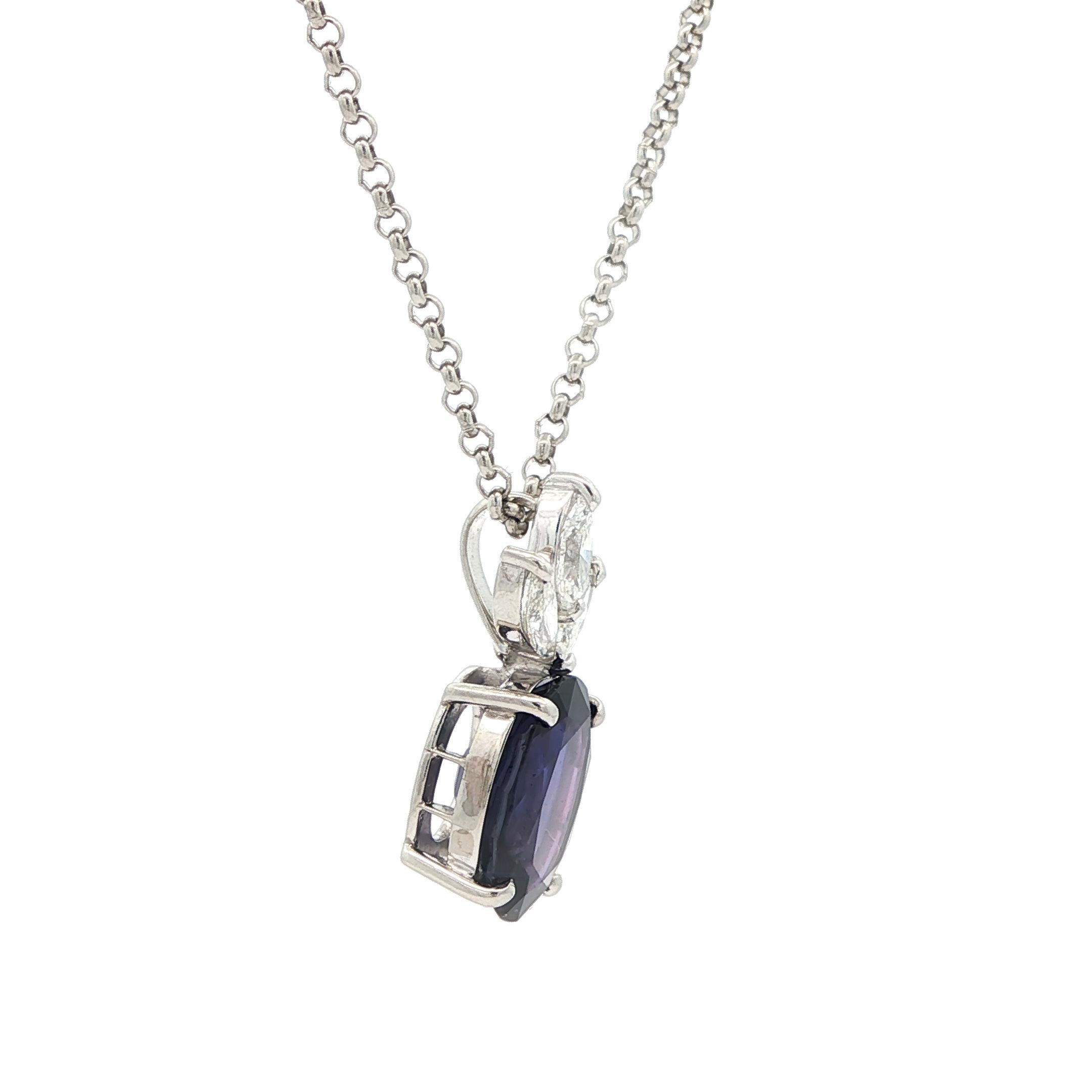 Platin GIA 4,43ct Blau Violett bis Lila No Heat Saphir & Diamant-Anhänger im Angebot 1