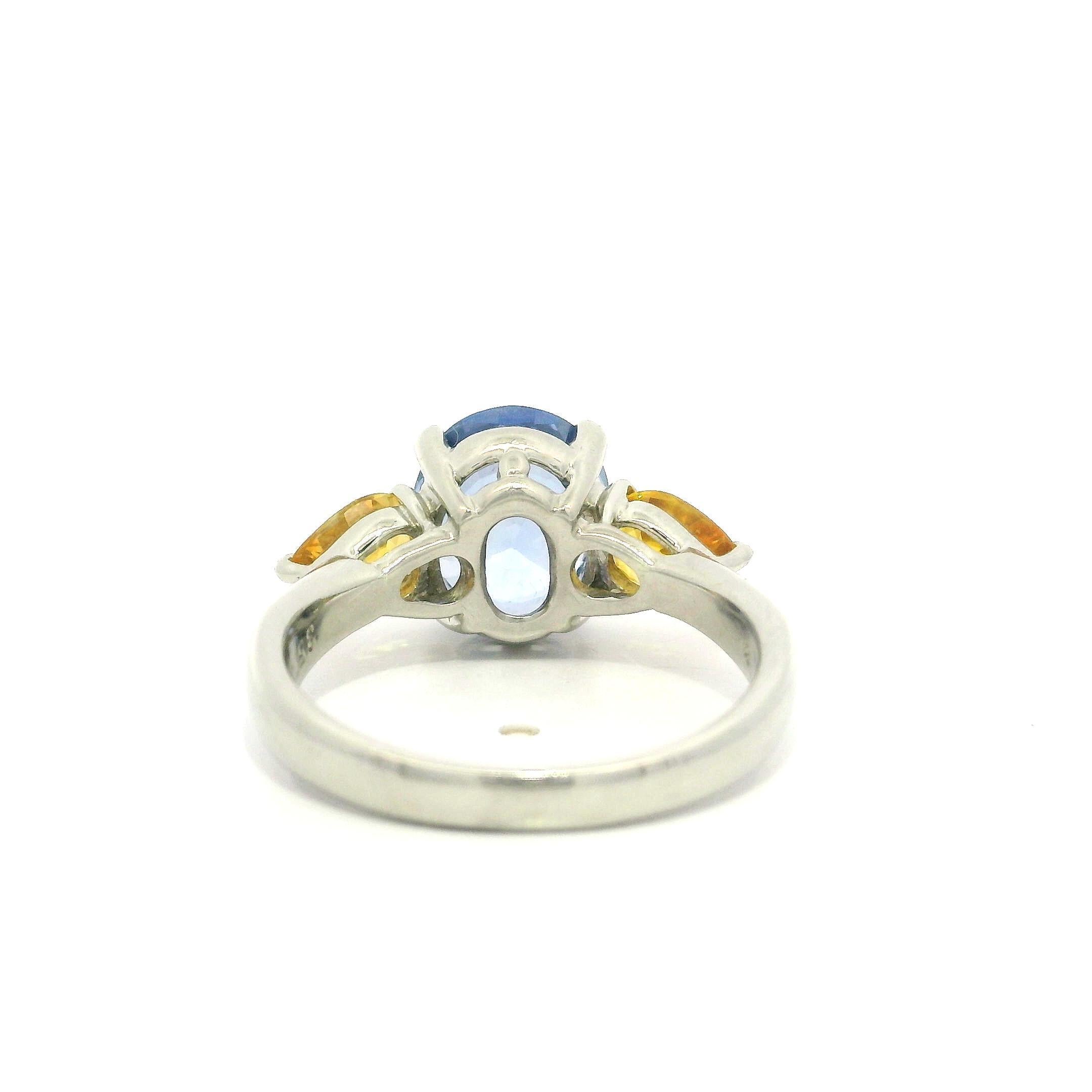 Platin GIA 4,64ctw Kornblumenblau Saphir Birne Gelb Saphir Seiten Ring im Angebot 8