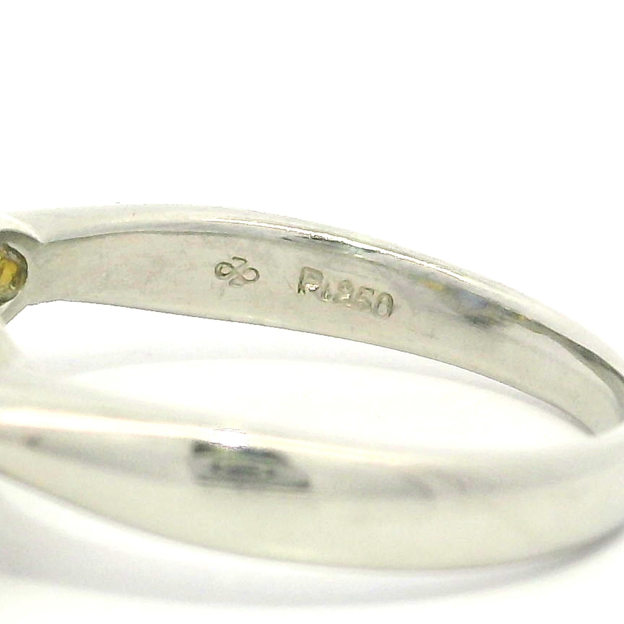Platin GIA 4,64ctw Kornblumenblau Saphir Birne Gelb Saphir Seiten Ring im Angebot 1