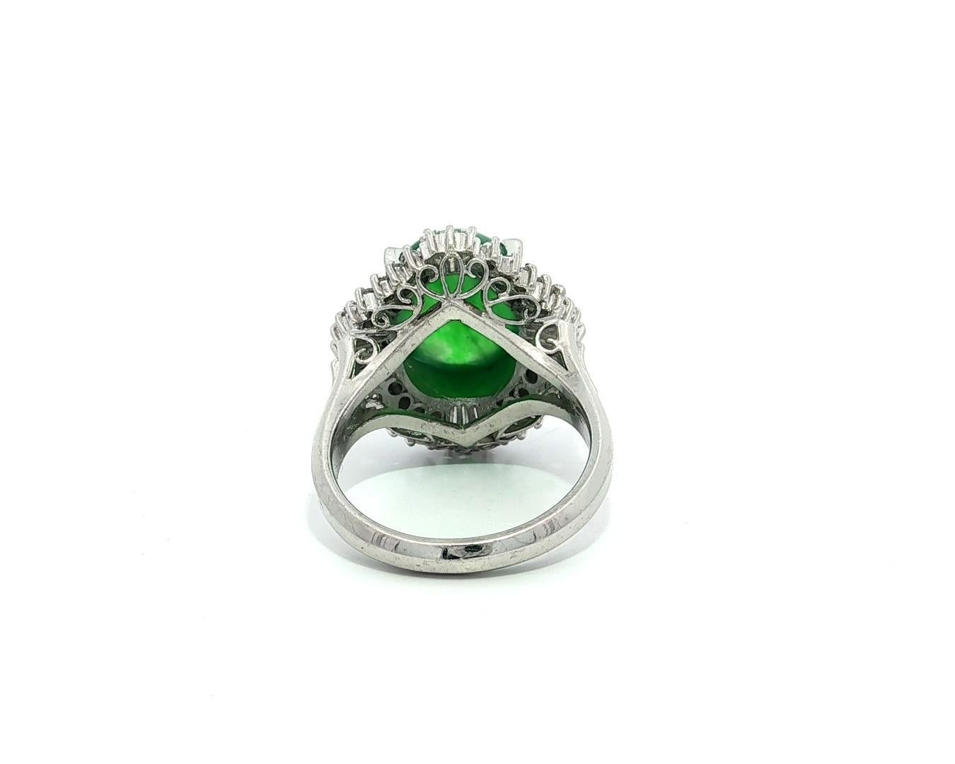 Bague Ballerine en platine GIA 4.83ctw Happy Green Burma A Jade w/ Diamond Halo en vente 1