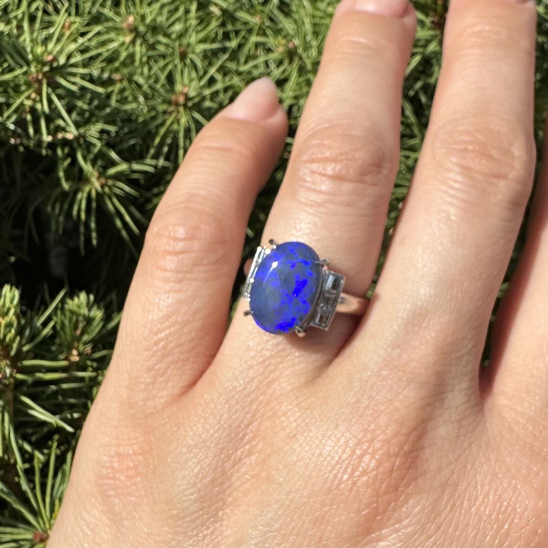 Platin GIA 5,48ctw Bright Blue Black Opal w / Baguette Diamant Schultern Ring im Angebot 9