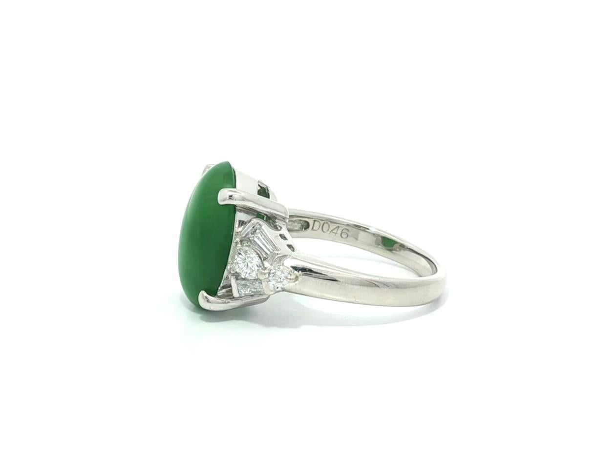 Platin GIA 5,57ct hohe Qualität Rich Green Burma A Jade w / Diamant-Akzente Ring im Angebot 3