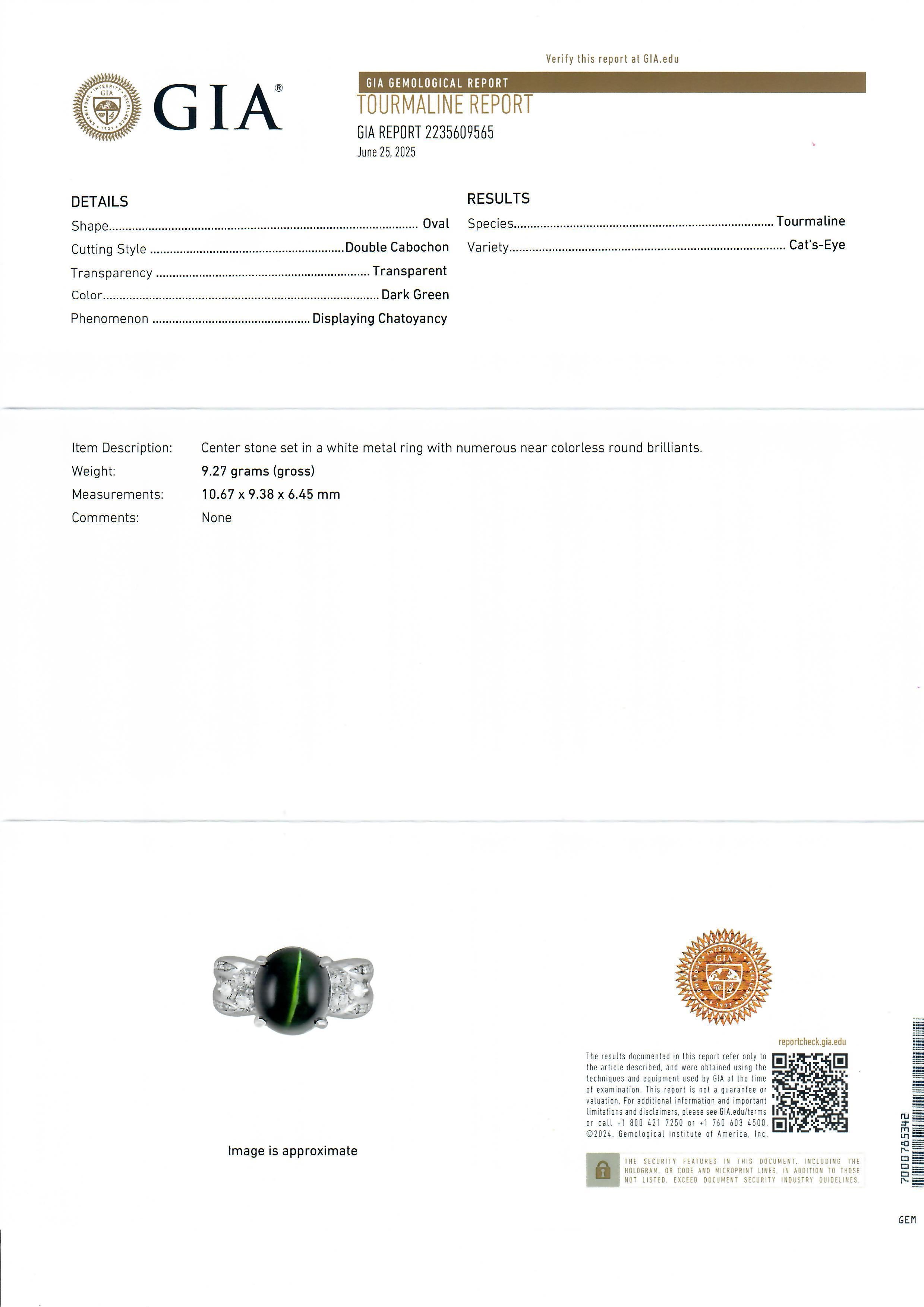 Platin GIA 5,5ctw VIVID Cat's Eye Deep Green Turmalin w / Diamant-Seiten Ring im Zustand „Gut“ im Angebot in Montclair, NJ