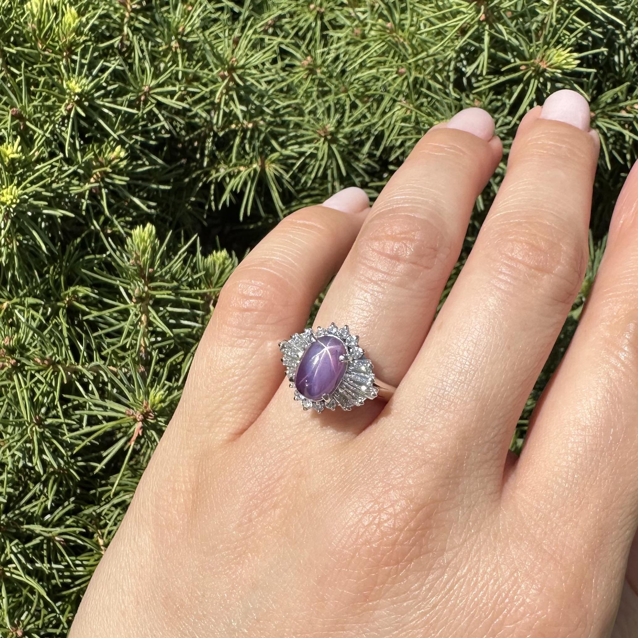 Bague en platine GIA 5.71ctw Ceylon No Heat Purple Sharp Star Sapphire & Diamond en vente 9