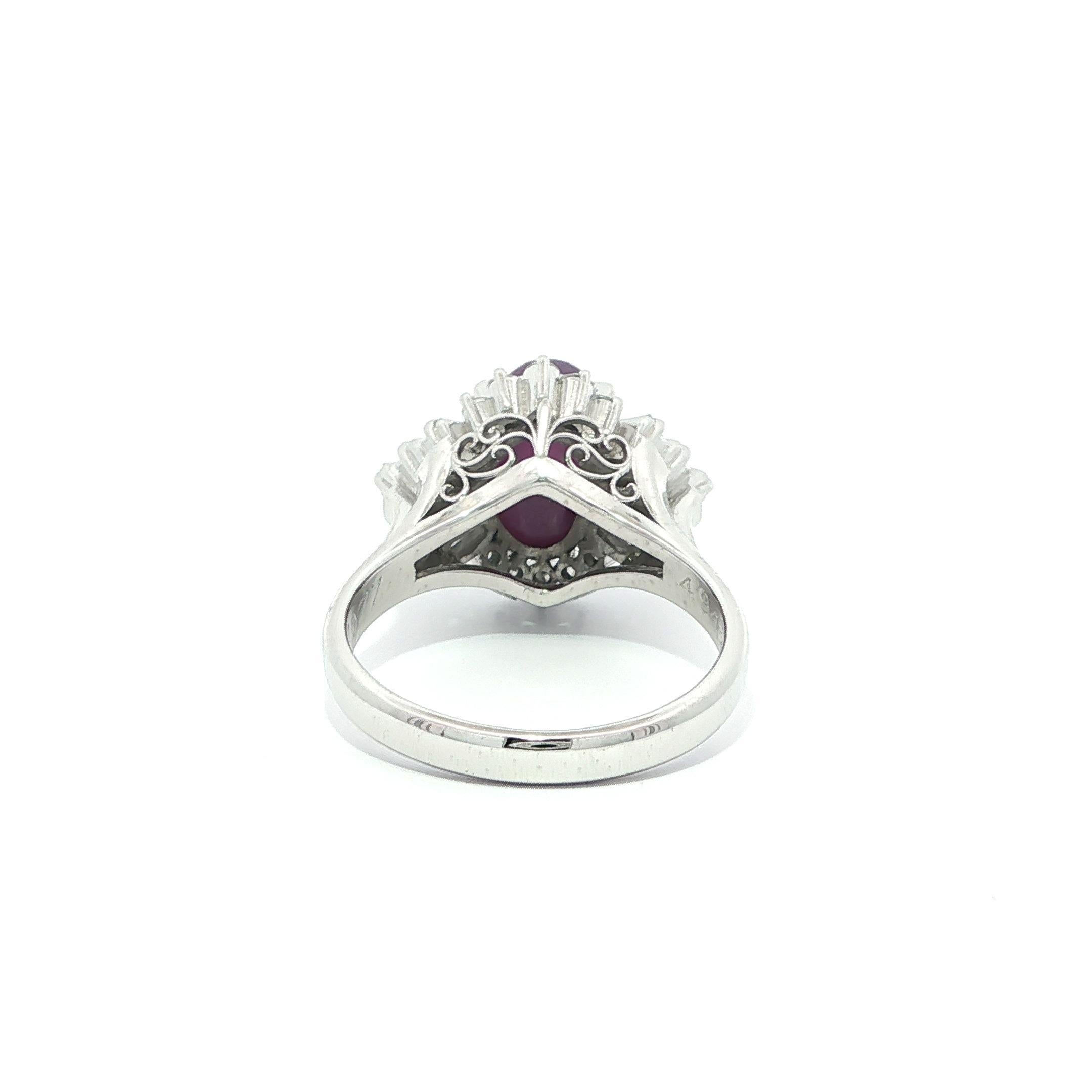 Bague en platine GIA 5.71ctw Ceylon No Heat Purple Sharp Star Sapphire & Diamond en vente 3