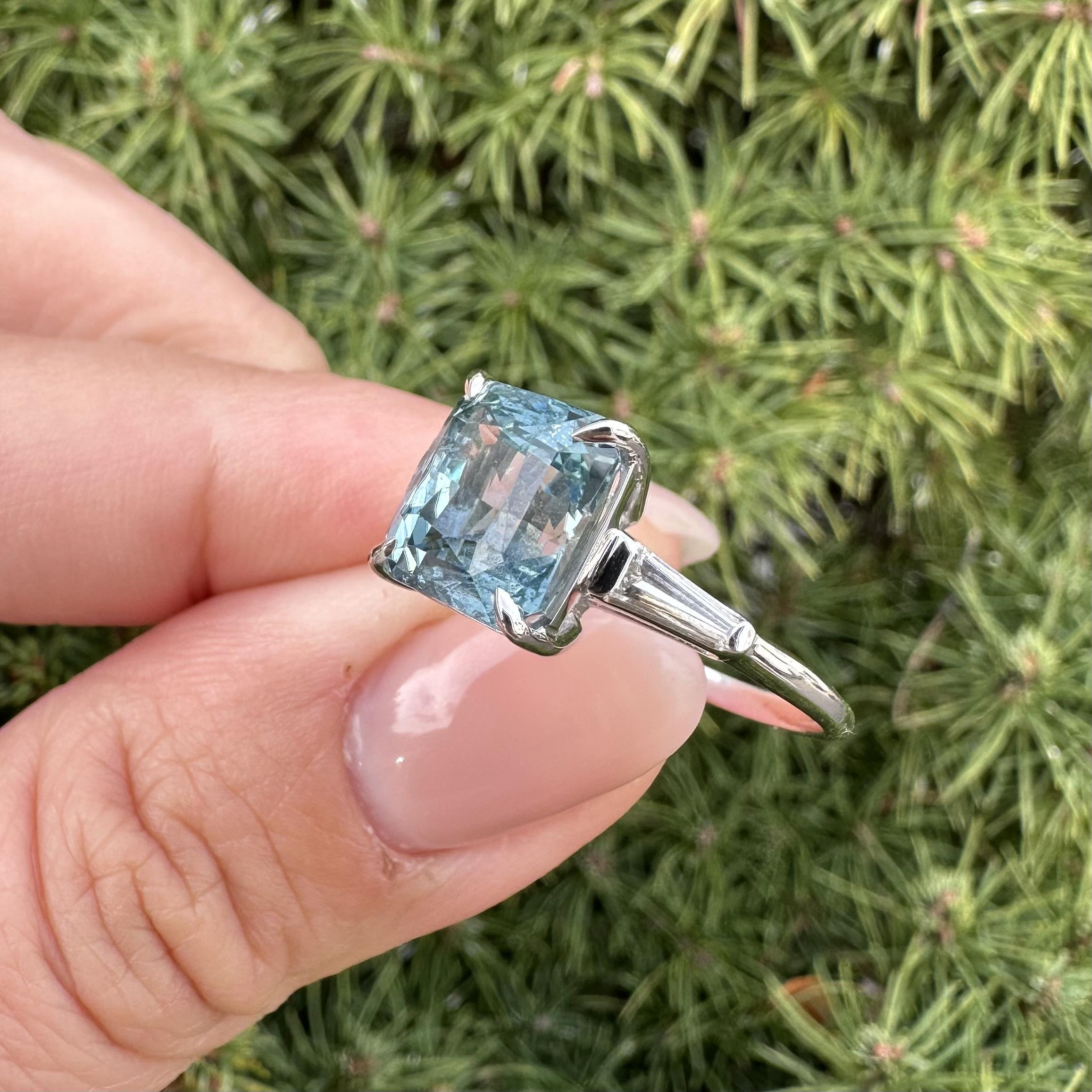 Platin GIA 6,01ctw Burma keine Hitze grünlich blauer Saphir Baguette Diamant Ring im Angebot 9