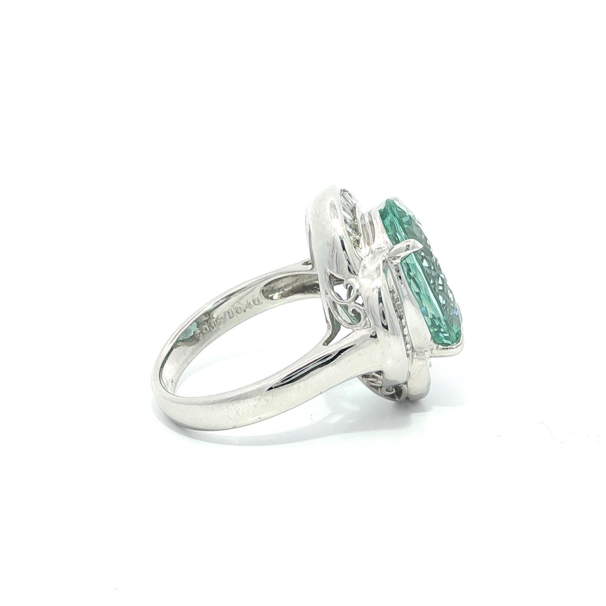 Platino GIA 6.52ctw Oval Aguamarina Azul Verdoso Baguette Anillo Flor Diamante en venta 6