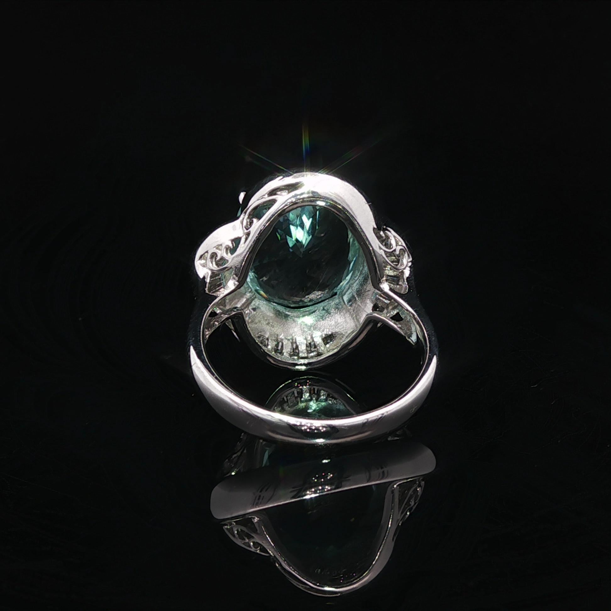 Platino GIA 6.52ctw Oval Aguamarina Azul Verdoso Baguette Anillo Flor Diamante en venta 13