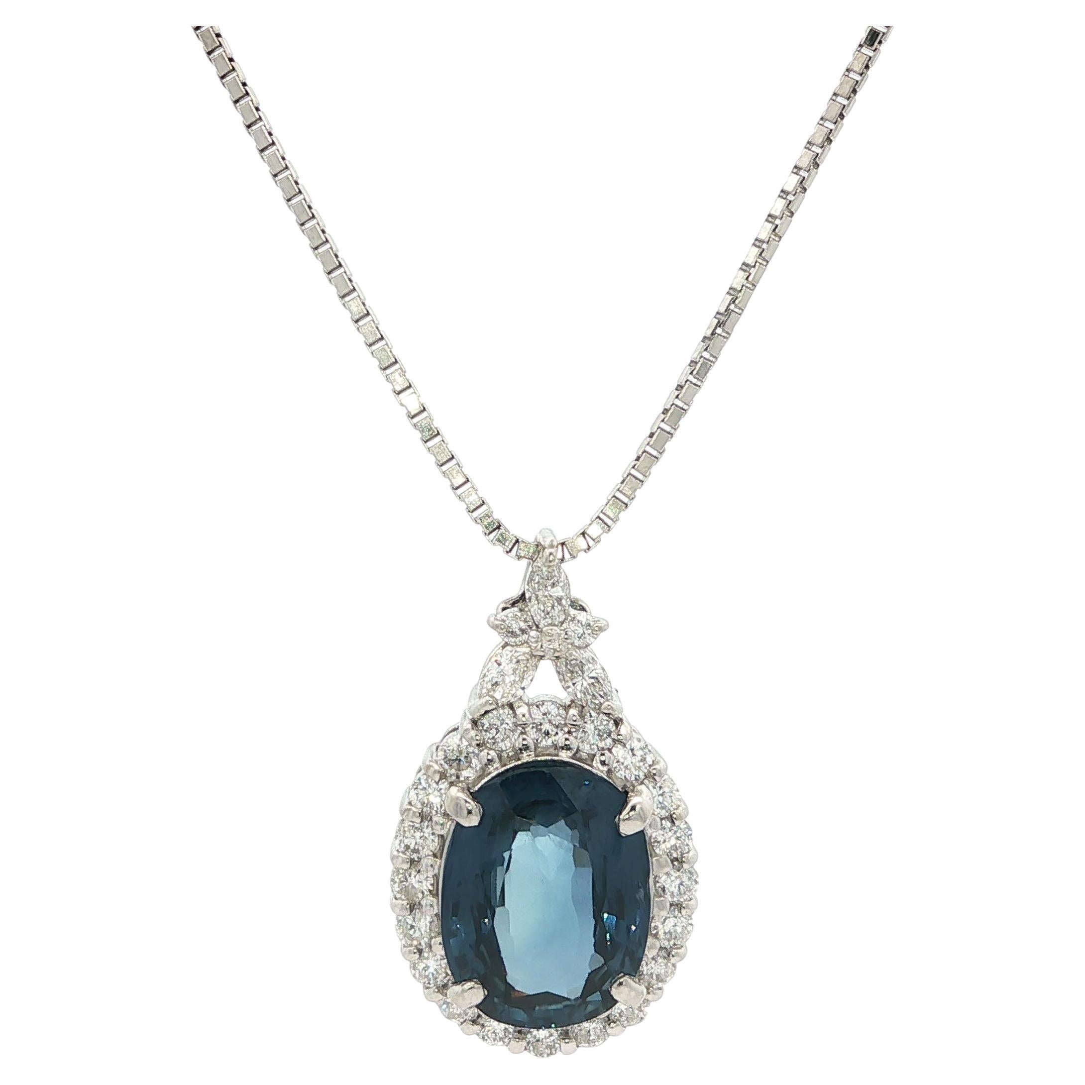 Collier en platine GIA 6.83ctw No Heat Deep Blue Sapphire & Diamond Pendant Chain Necklace en vente