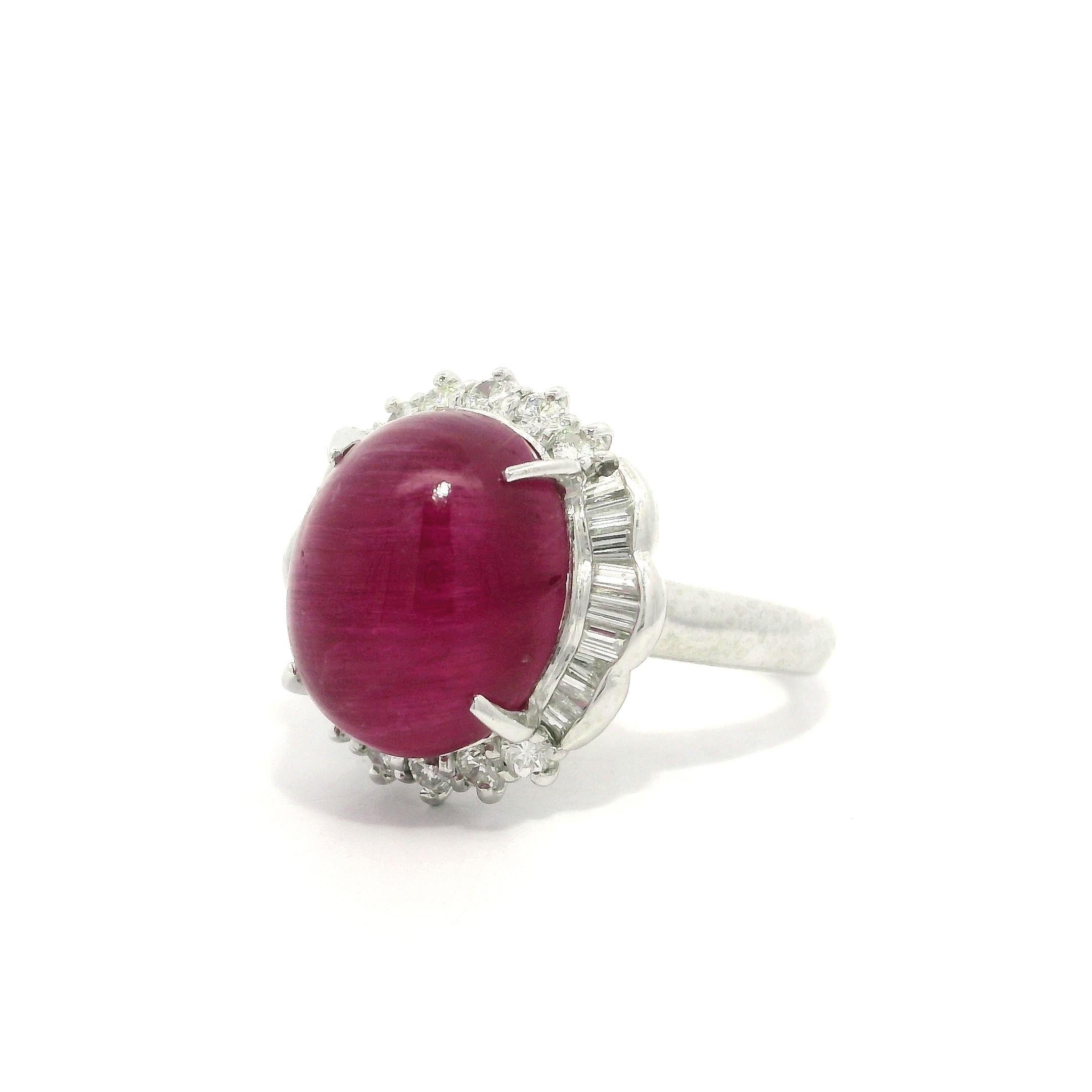 Platino GIA 7,32ct occhio di gatto rosso porpora tormalina rubellite diamante anello aureola in vendita 4