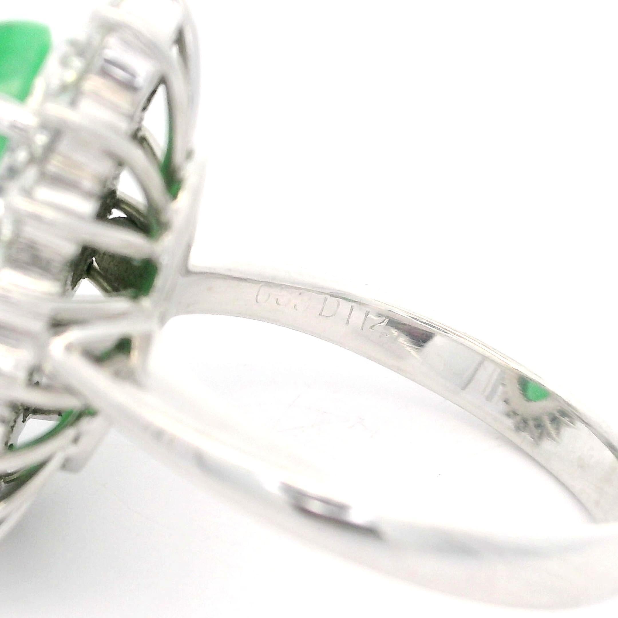 Platinum GIA 7.47ctw Elongated Oval Cabochon A Jade Diamond Halo Cocktail Ring For Sale 4