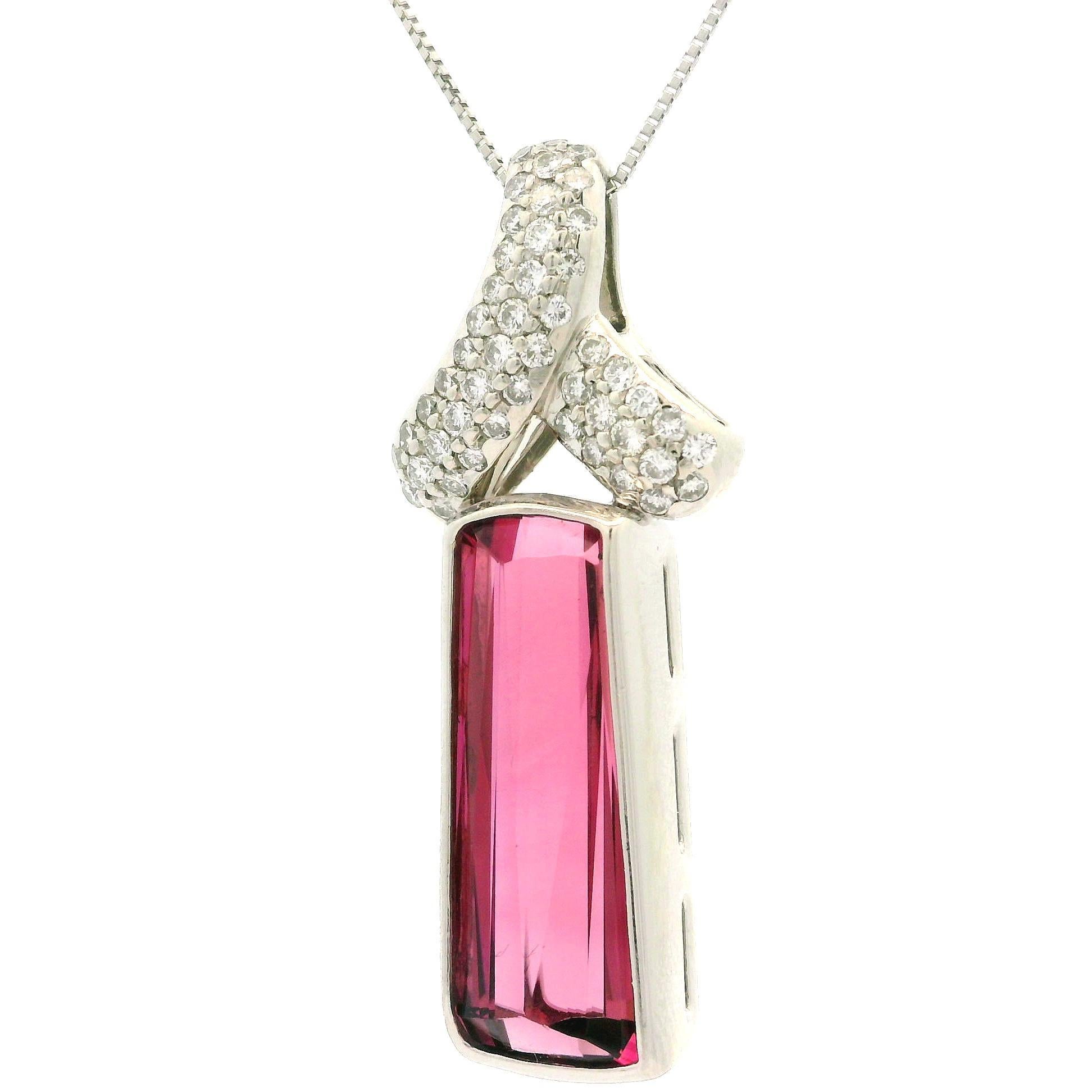 Pendentif en platine GIA 7.82ct Tourmaline rose et diamant avec chaton Chaîne ajustable en vente 7