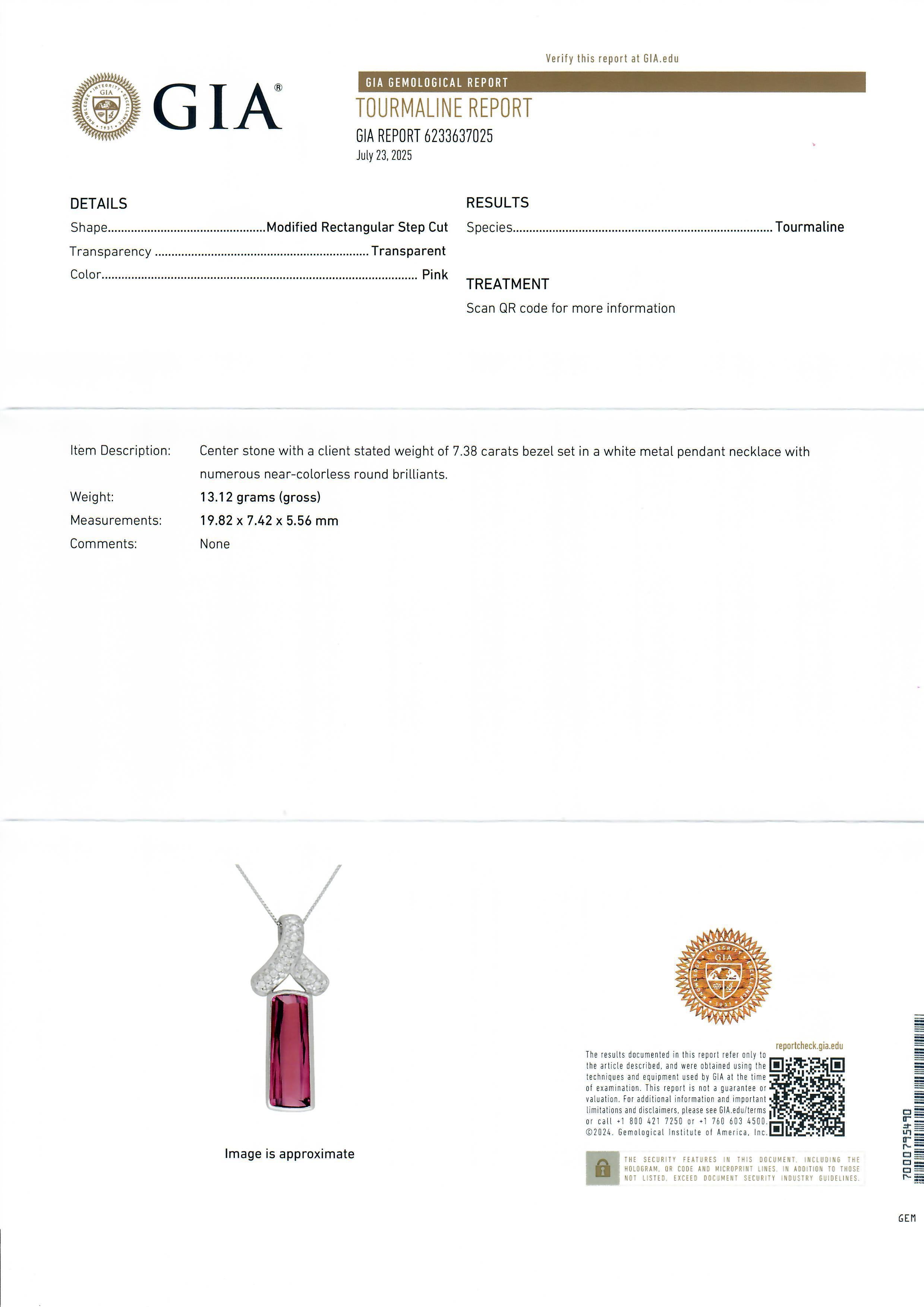Pendentif en platine GIA 7.82ct Tourmaline rose et diamant avec chaton Chaîne ajustable Excellent état - En vente à Montclair, NJ