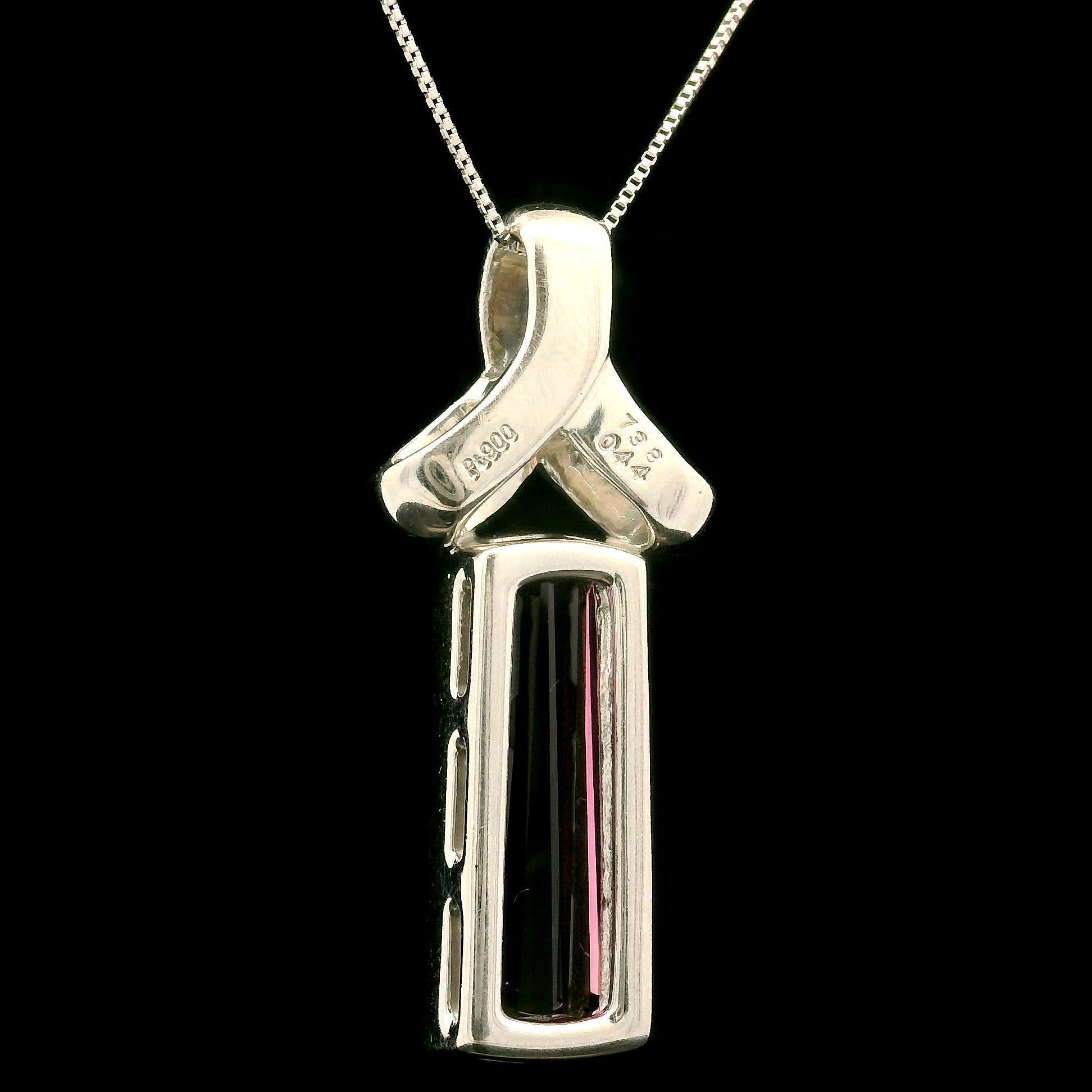 Pendentif en platine GIA 7.82ct Tourmaline rose et diamant avec chaton Chaîne ajustable en vente 1