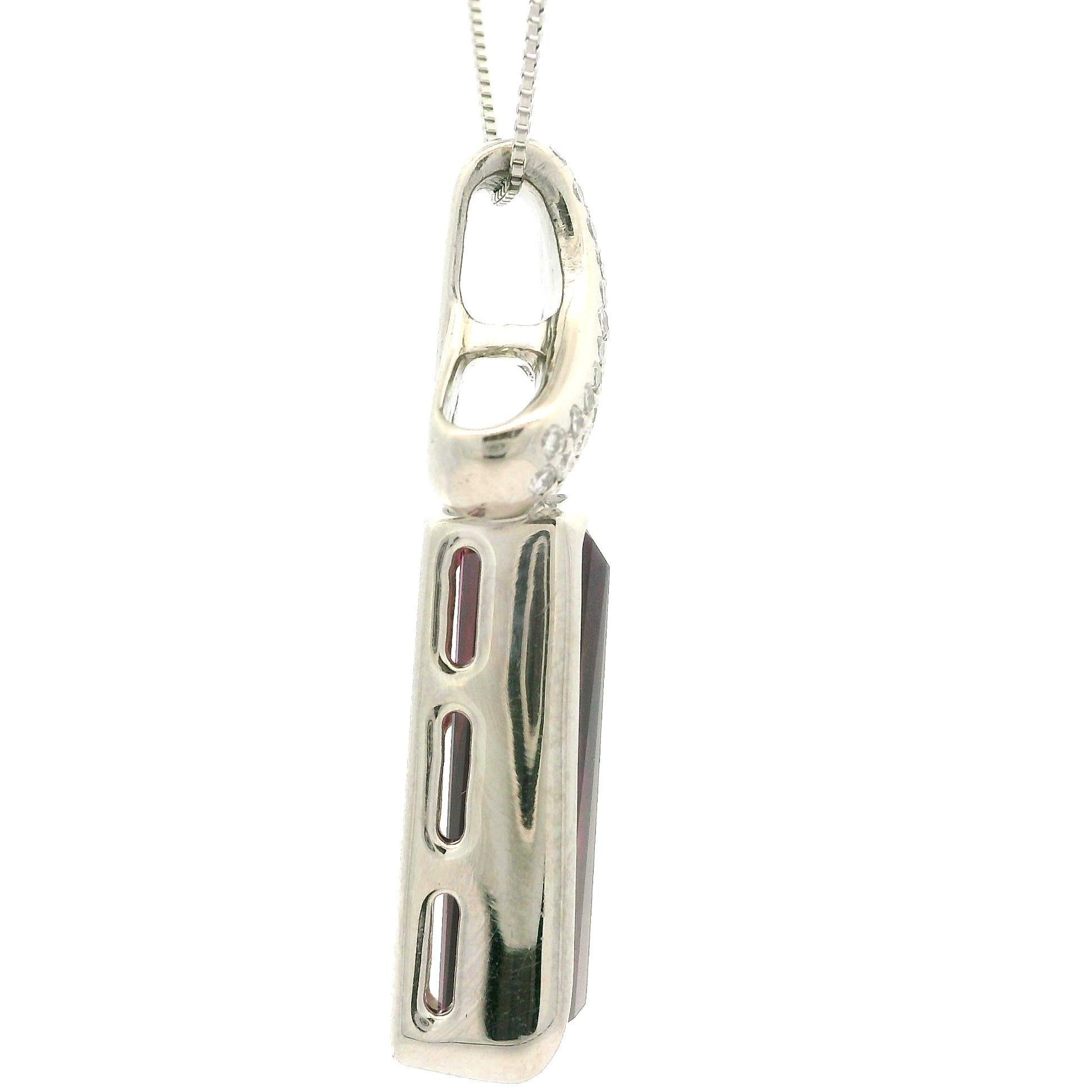 Pendentif en platine GIA 7.82ct Tourmaline rose et diamant avec chaton Chaîne ajustable en vente 3