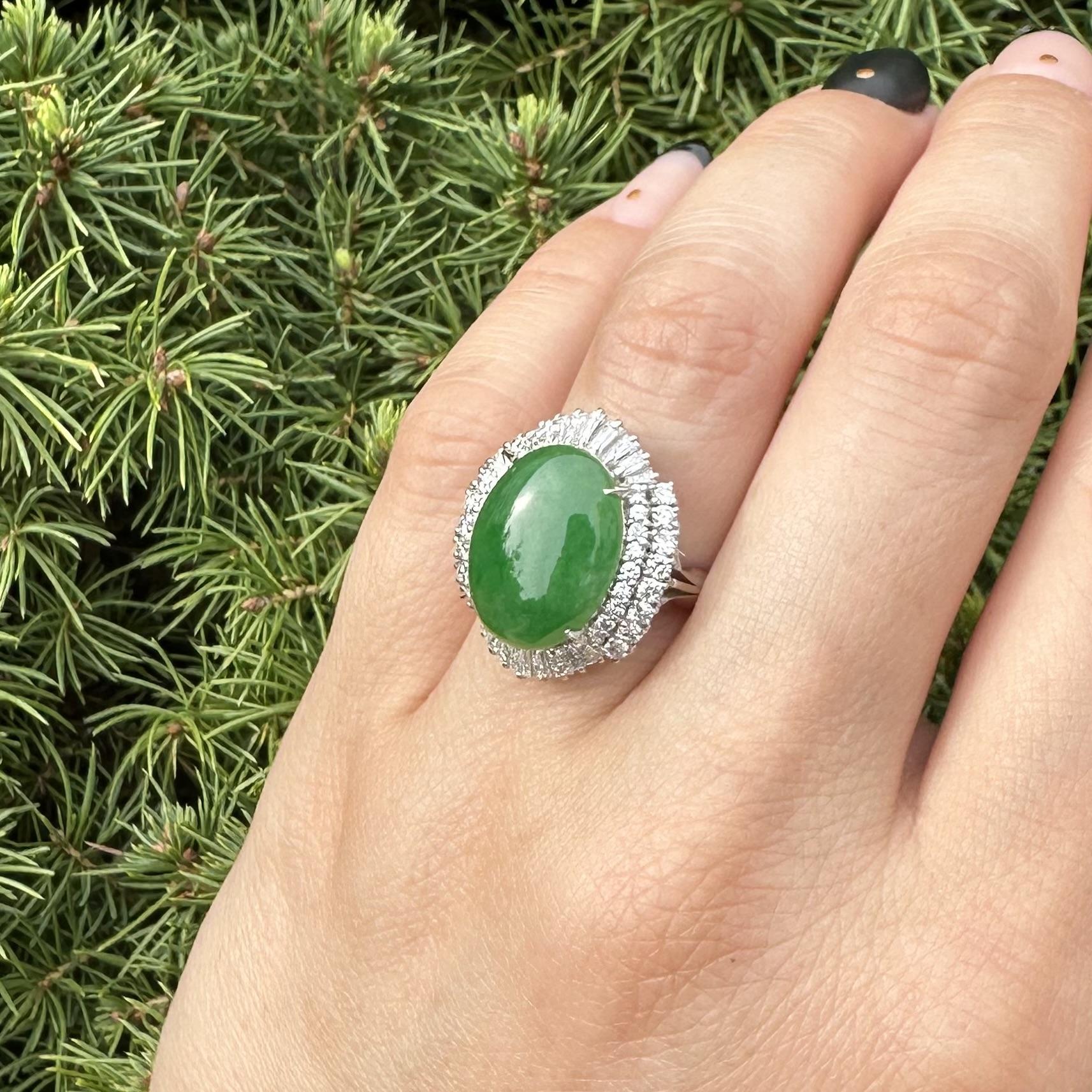 Platin GIA 8,12ctw Burma A Apfel Grün Jade w / Diamant Halo Aussage Ring im Angebot 8