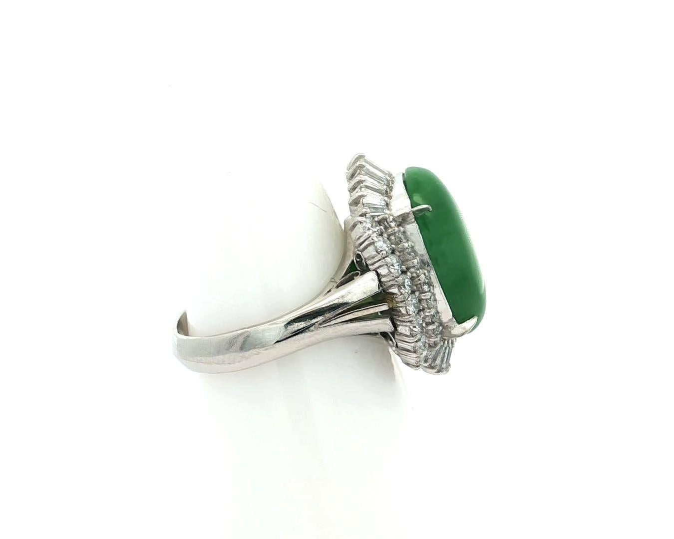 Platin GIA 8,12ctw Burma A Apfel Grün Jade w / Diamant Halo Aussage Ring im Angebot 1