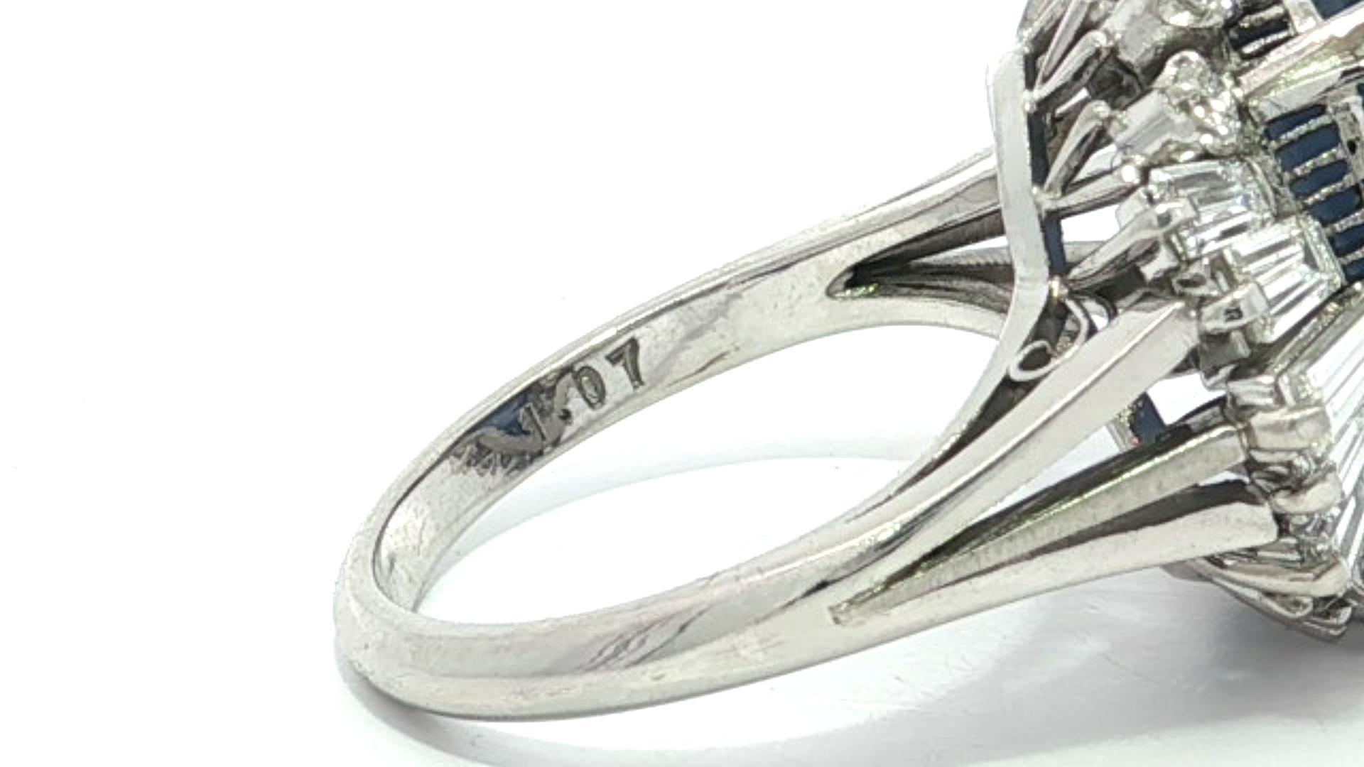 Platino GIA 8,23ctw Sin Calor Ceilán Niza Azul Puro Anillo de Diamantes Zafiro Estrella en venta 3